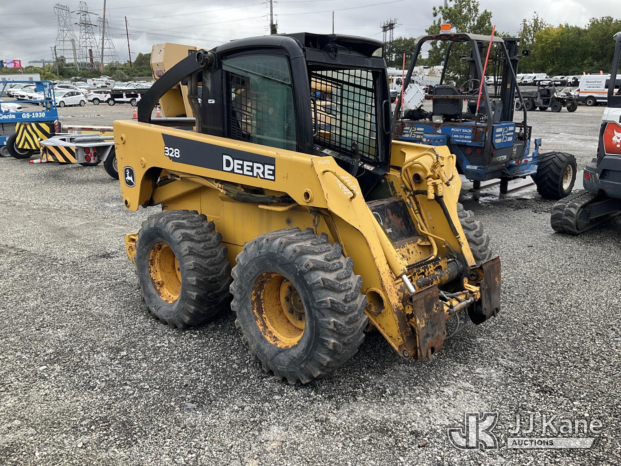 2005 John Deere 328
