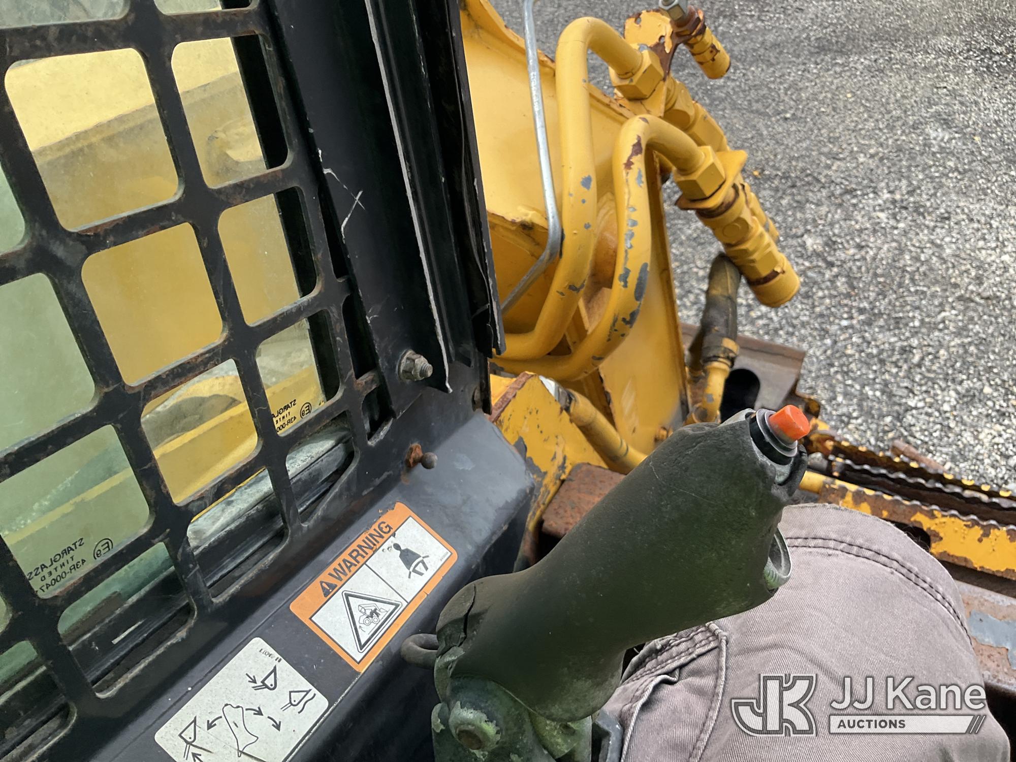 2005 John Deere 328
