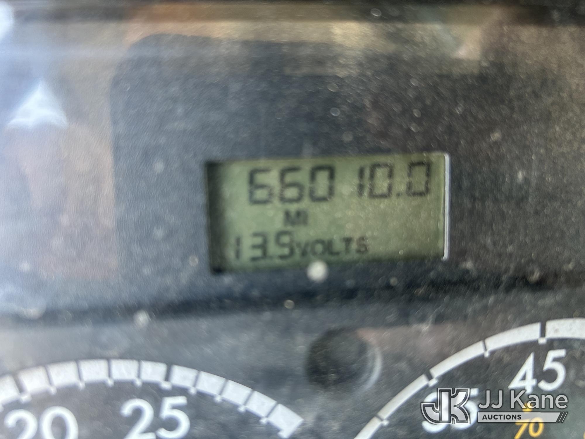 2009 Freightliner M2 106
