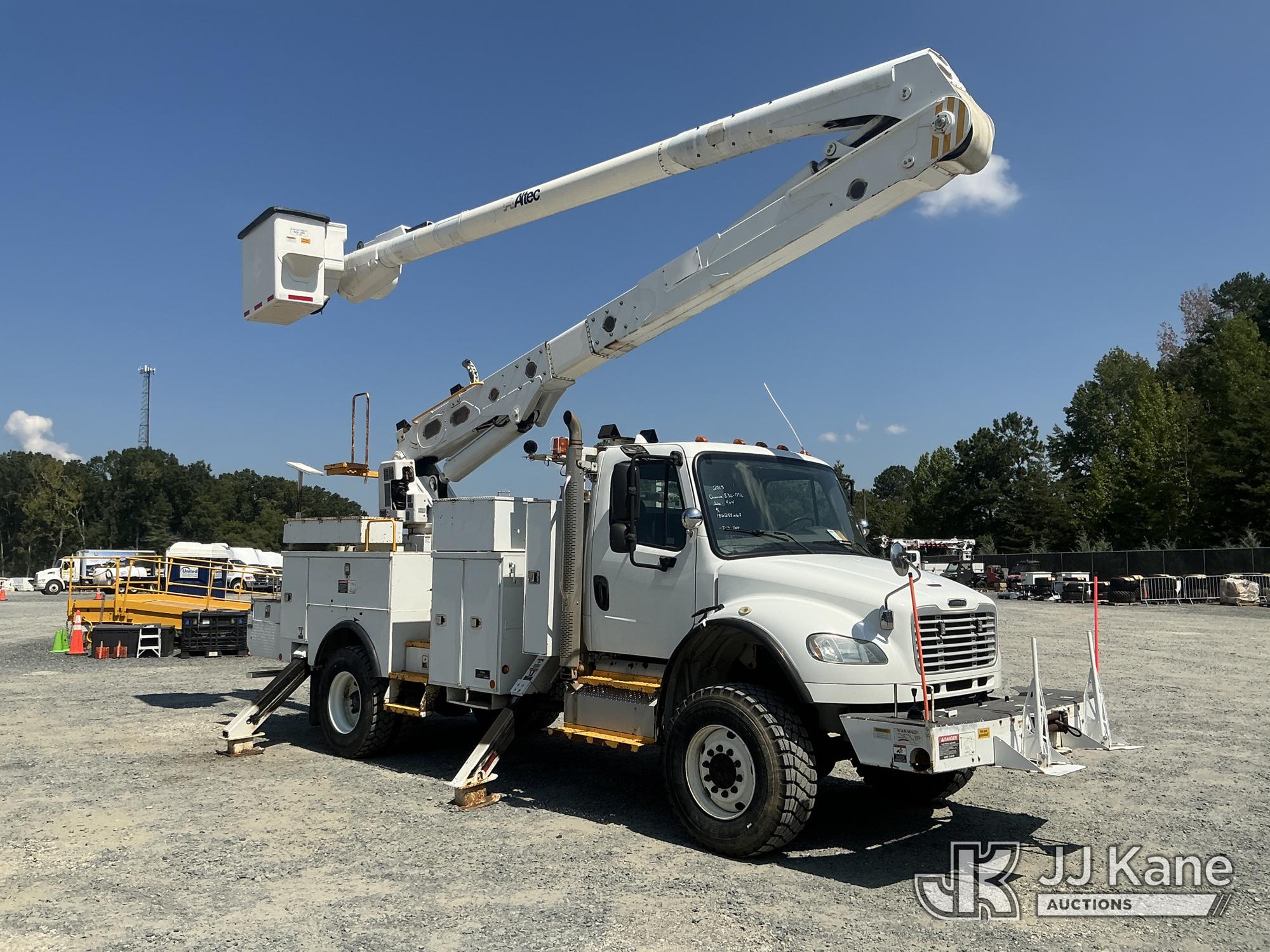 2013 Freightliner M2 106 4X4