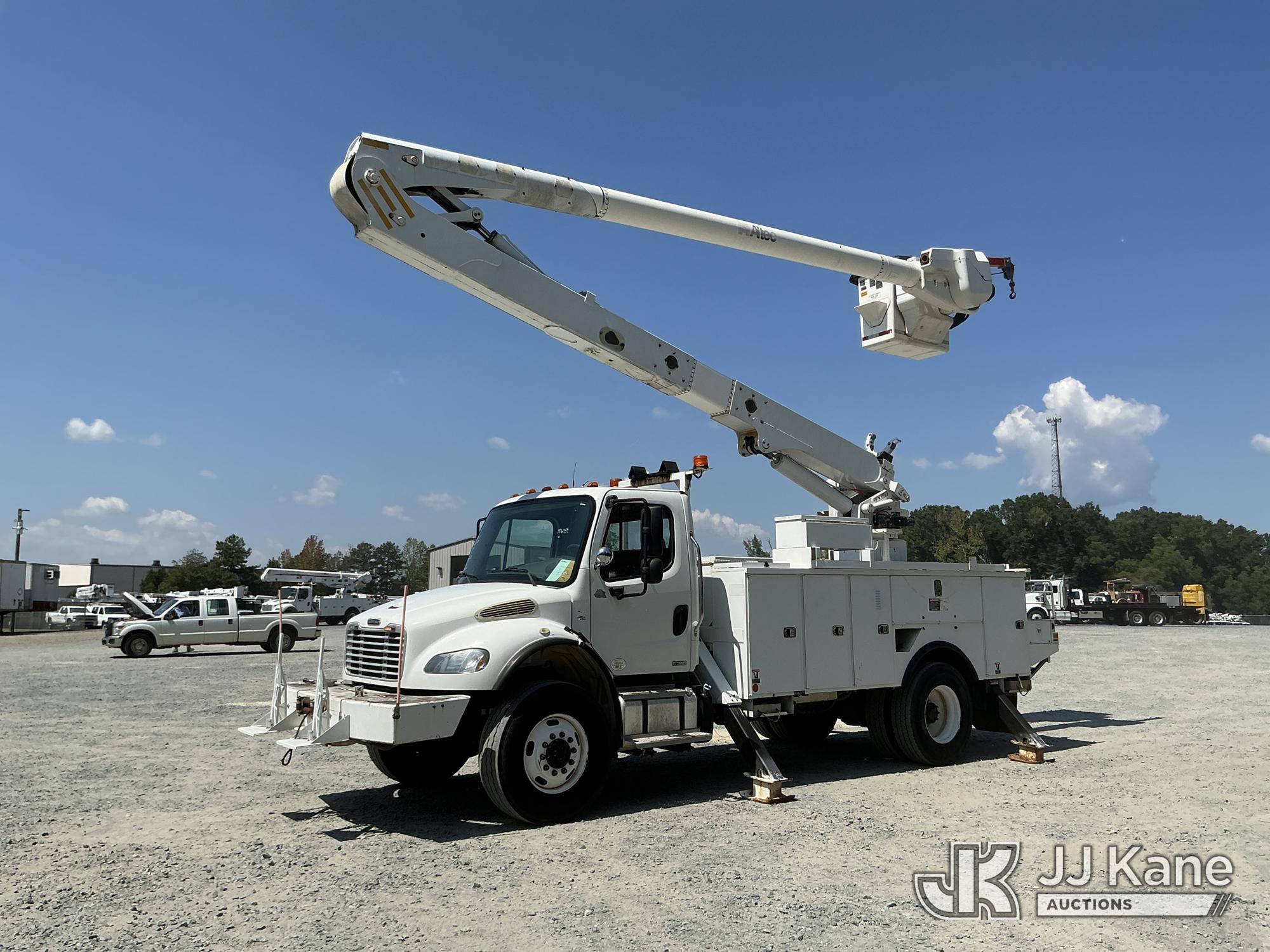 2012 Freightliner M2 106