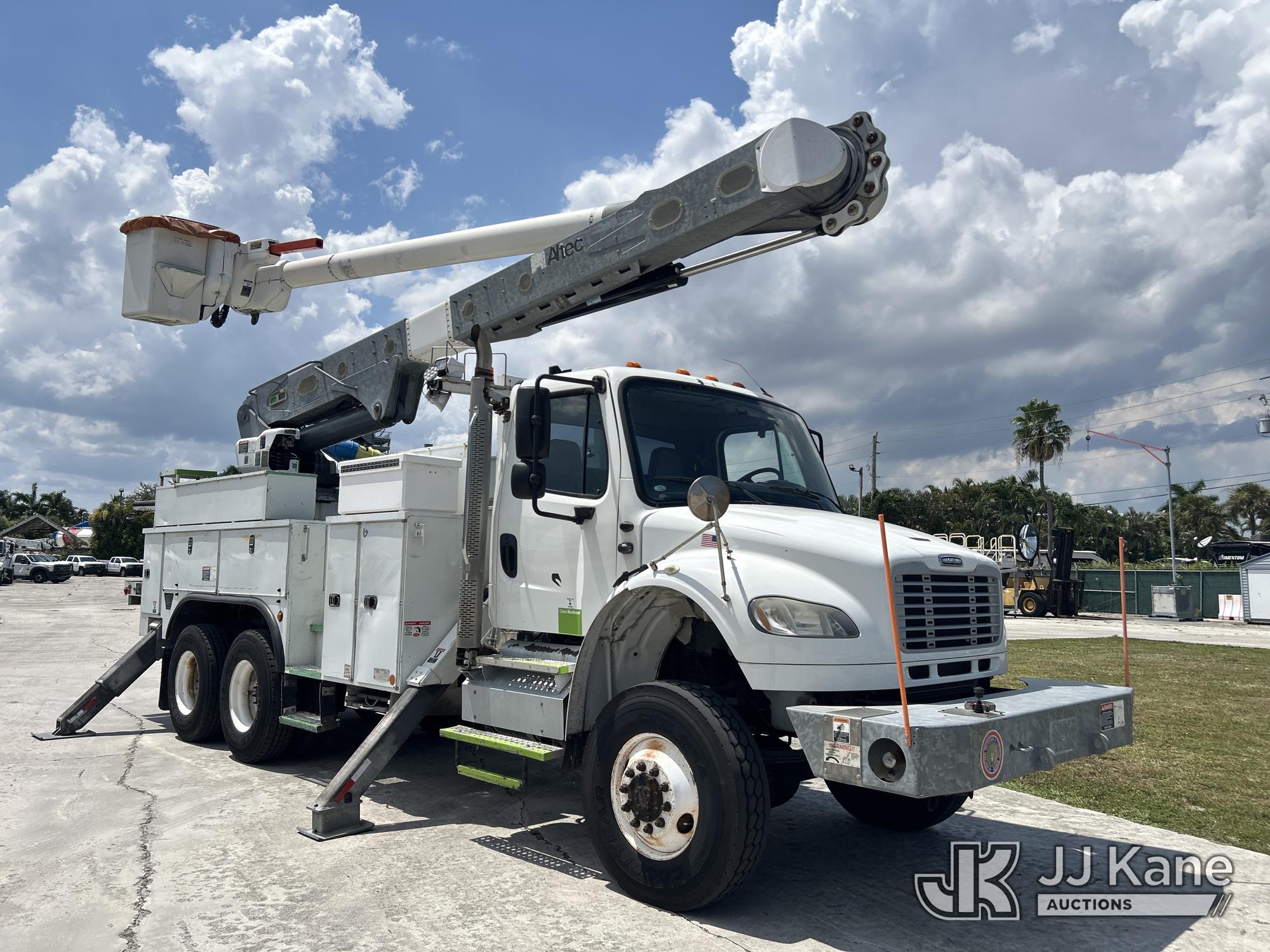2012 Freightliner M2 106 6X6