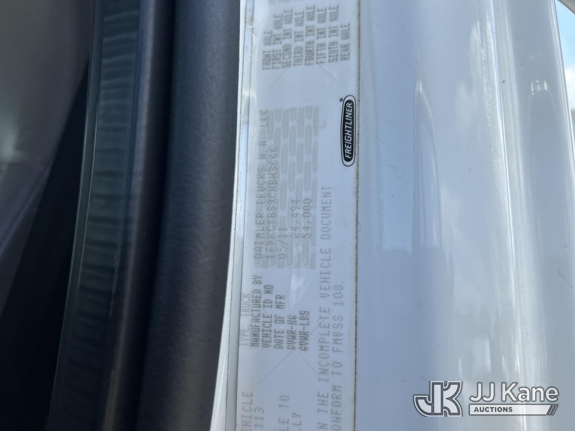 2012 Freightliner M2 106 6X6