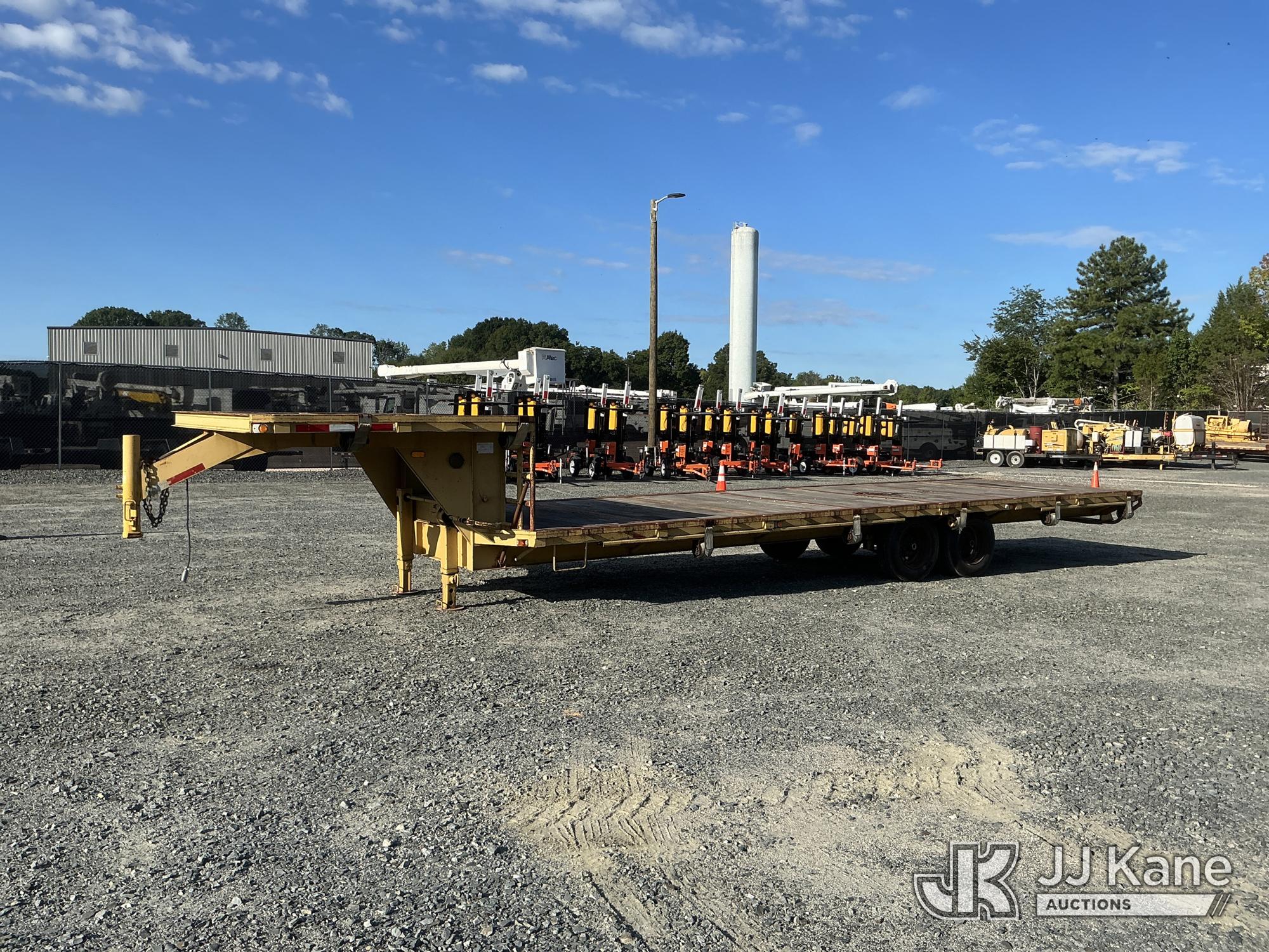 2000 Stoll Trailers T/A Gooseneck Trailer