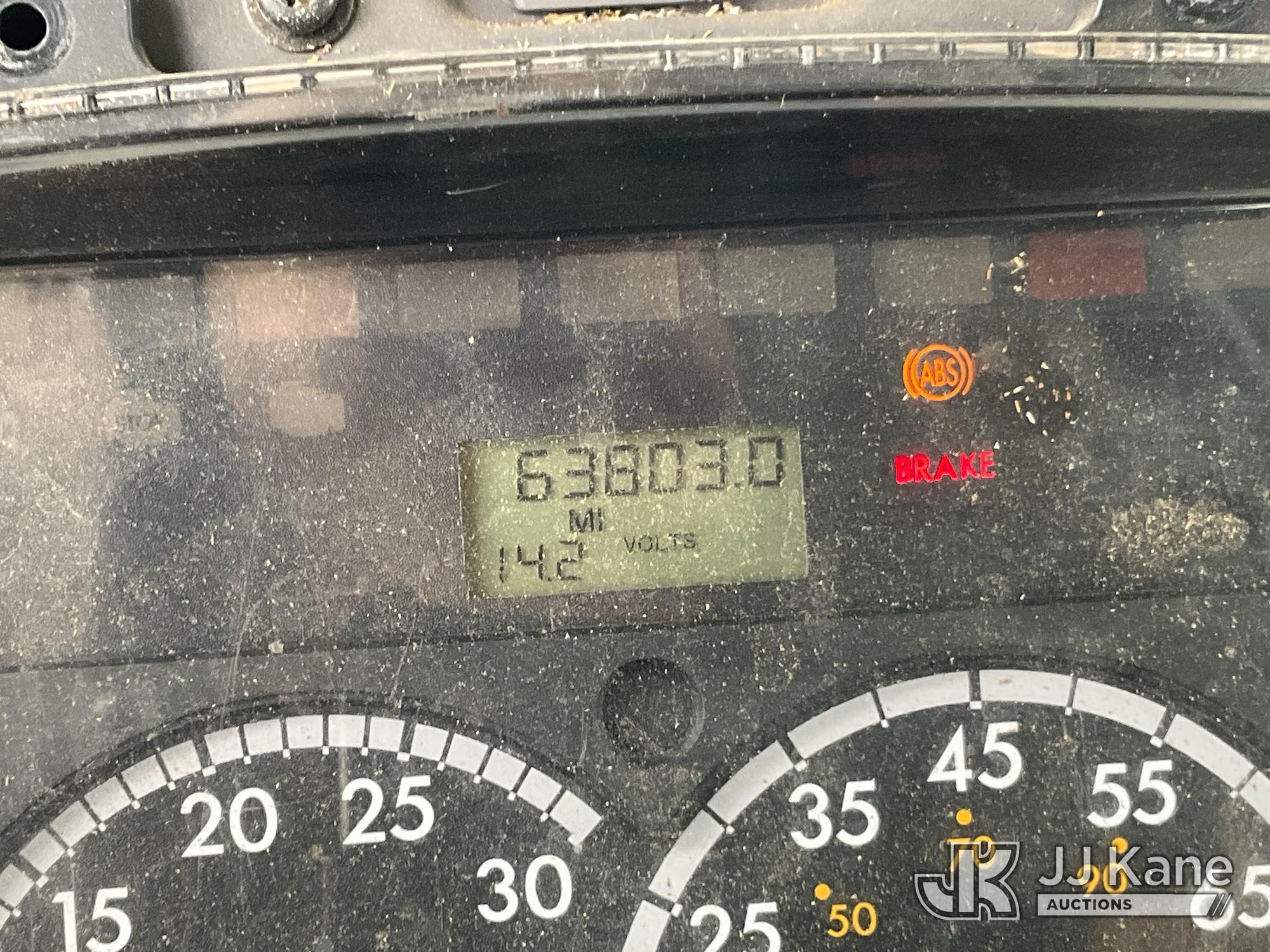 2012 Freightliner M2 106