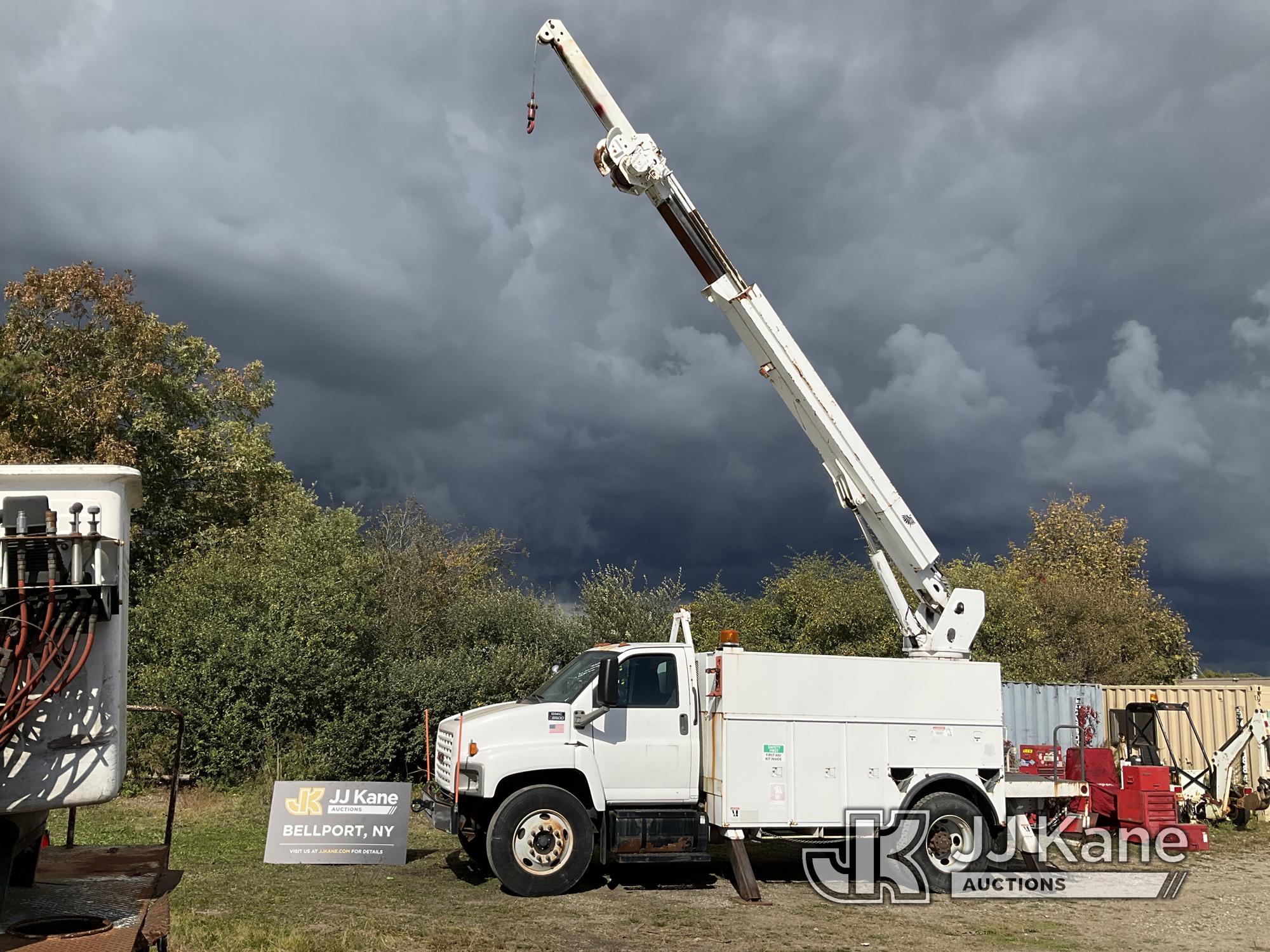 Photo of a 2006 GMC C8500