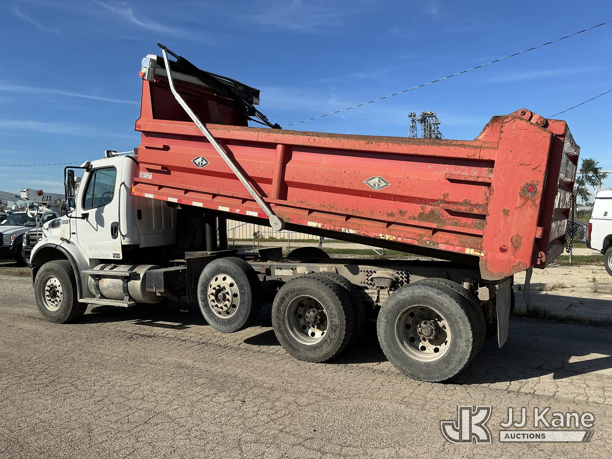 2009 Freightliner M2 112