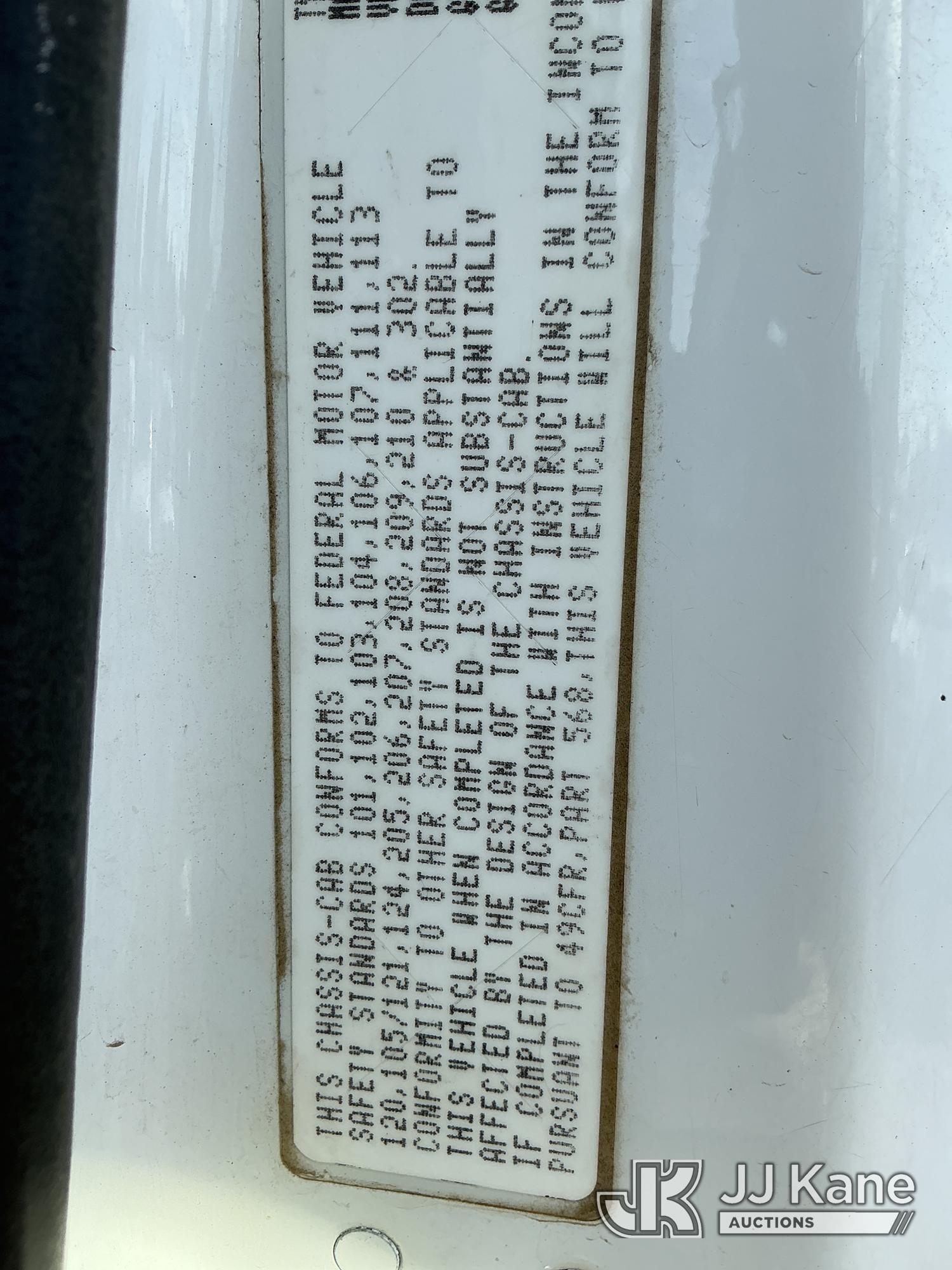 2009 Freightliner M2 112