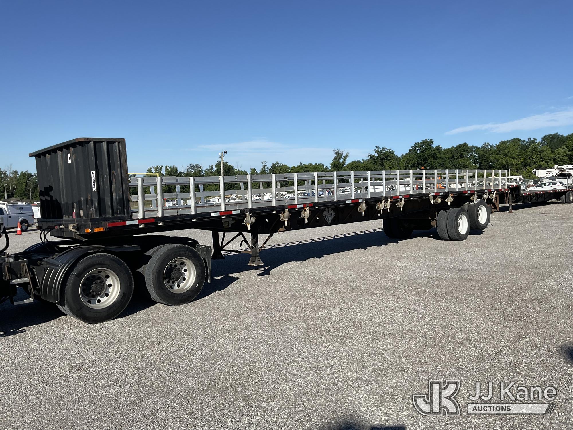 Photo of a 2008 Transcraft TL-2000 S2