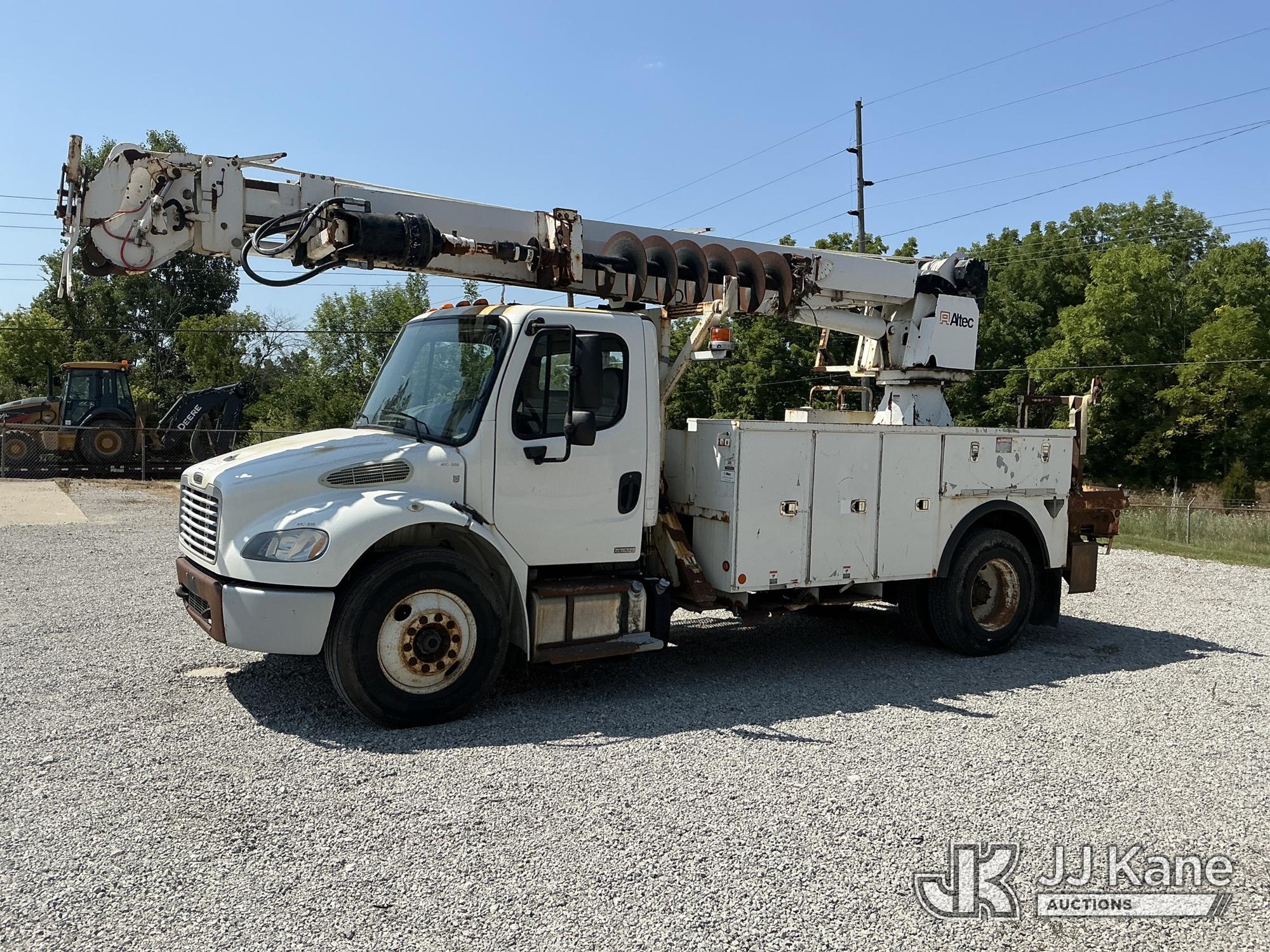 Photo of a 2011 Freightliner M2 106