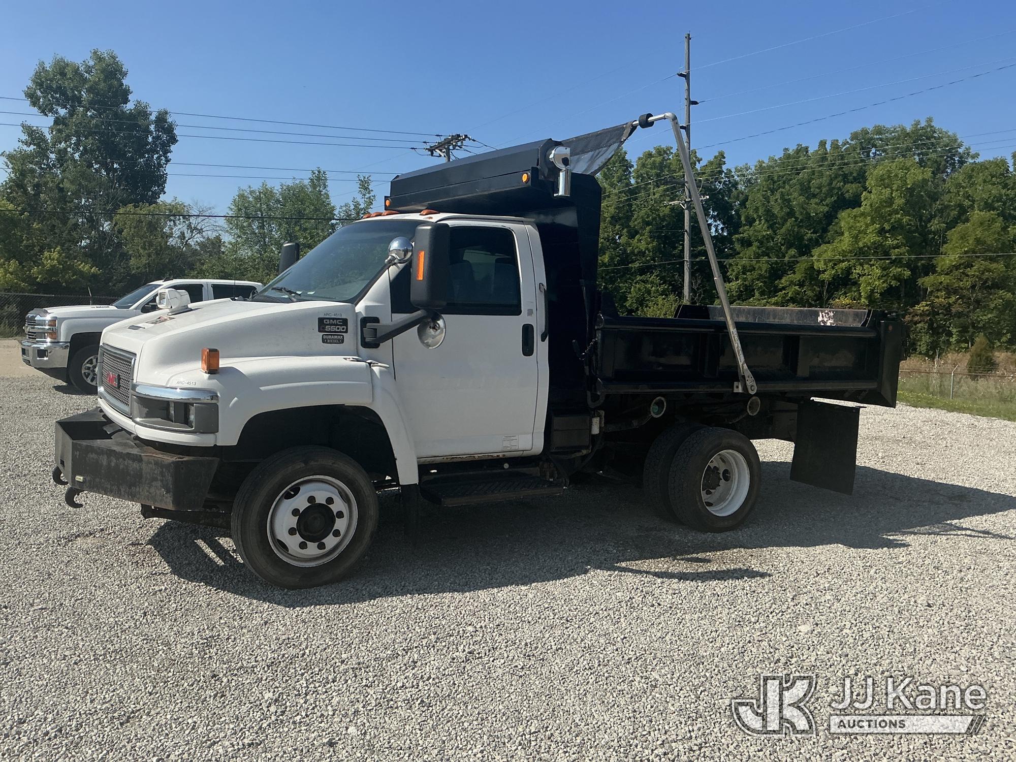 2007 GMC C5500 Dump Truck