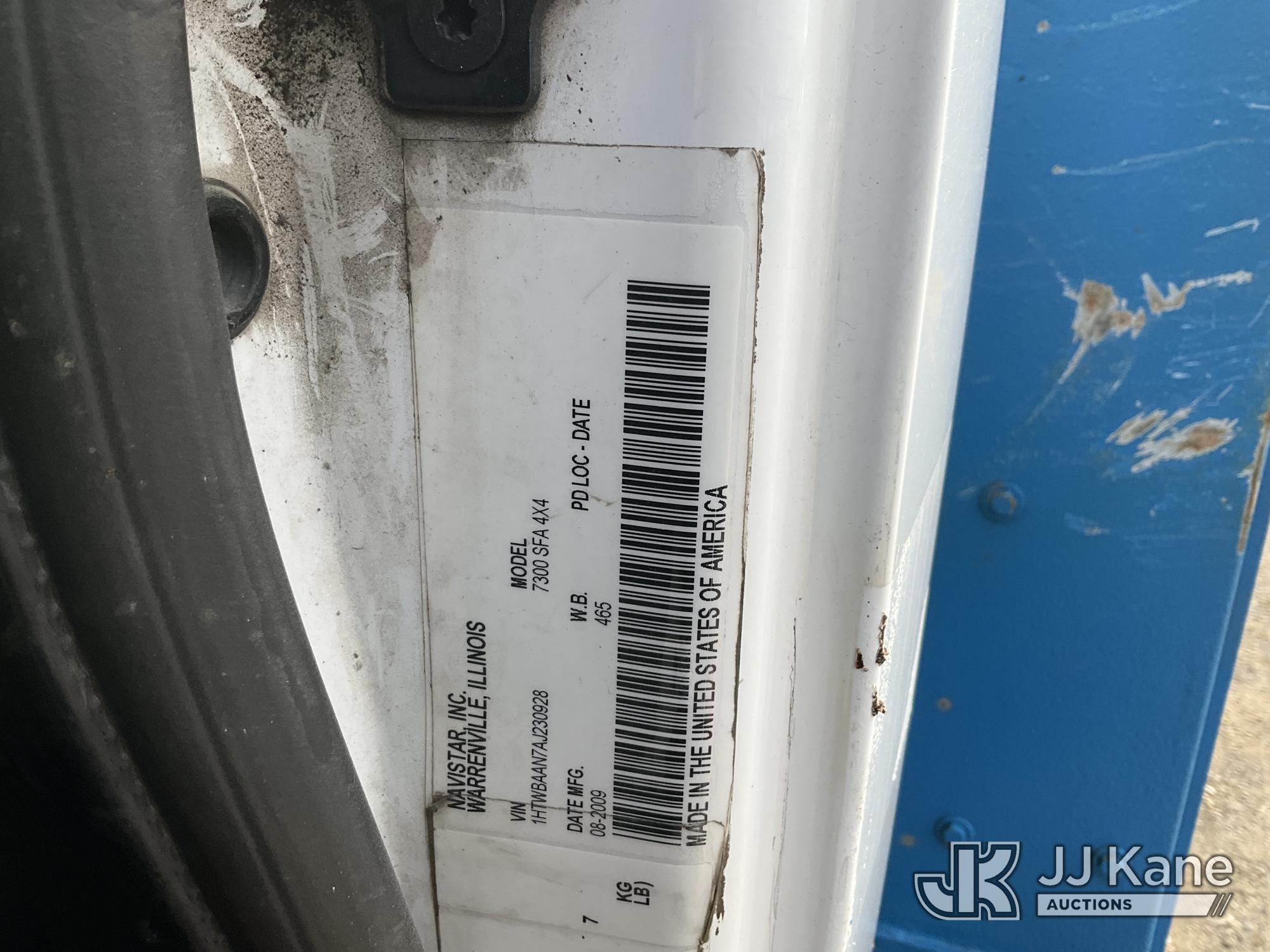 2010 International 7300