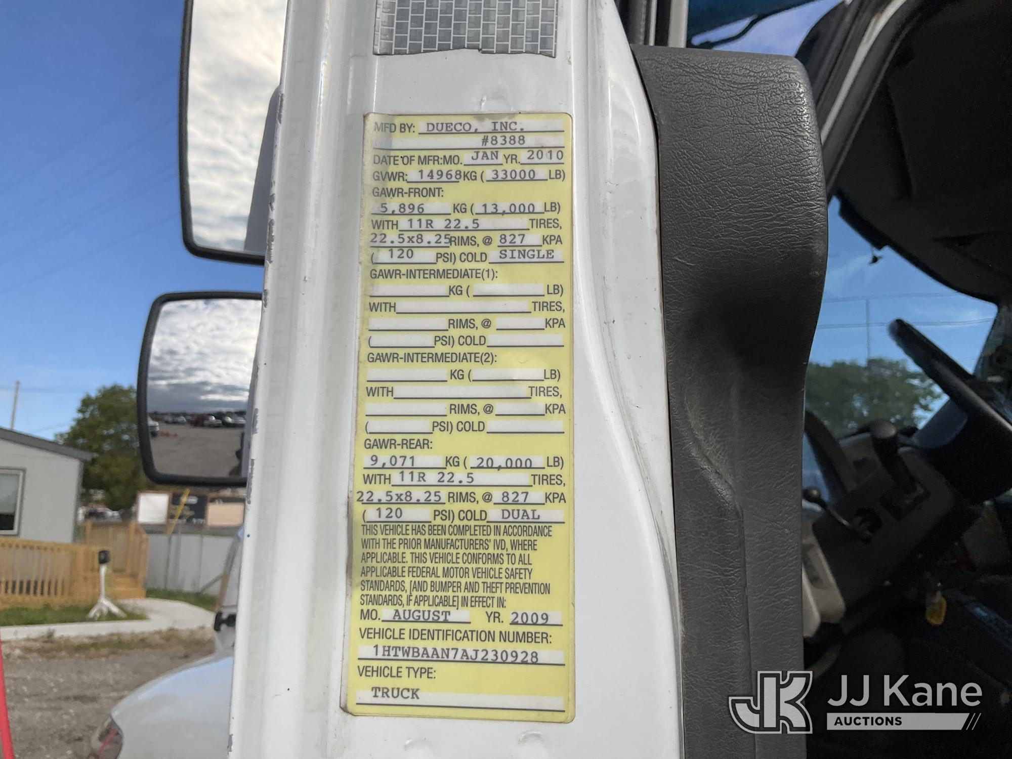 2010 International 7300
