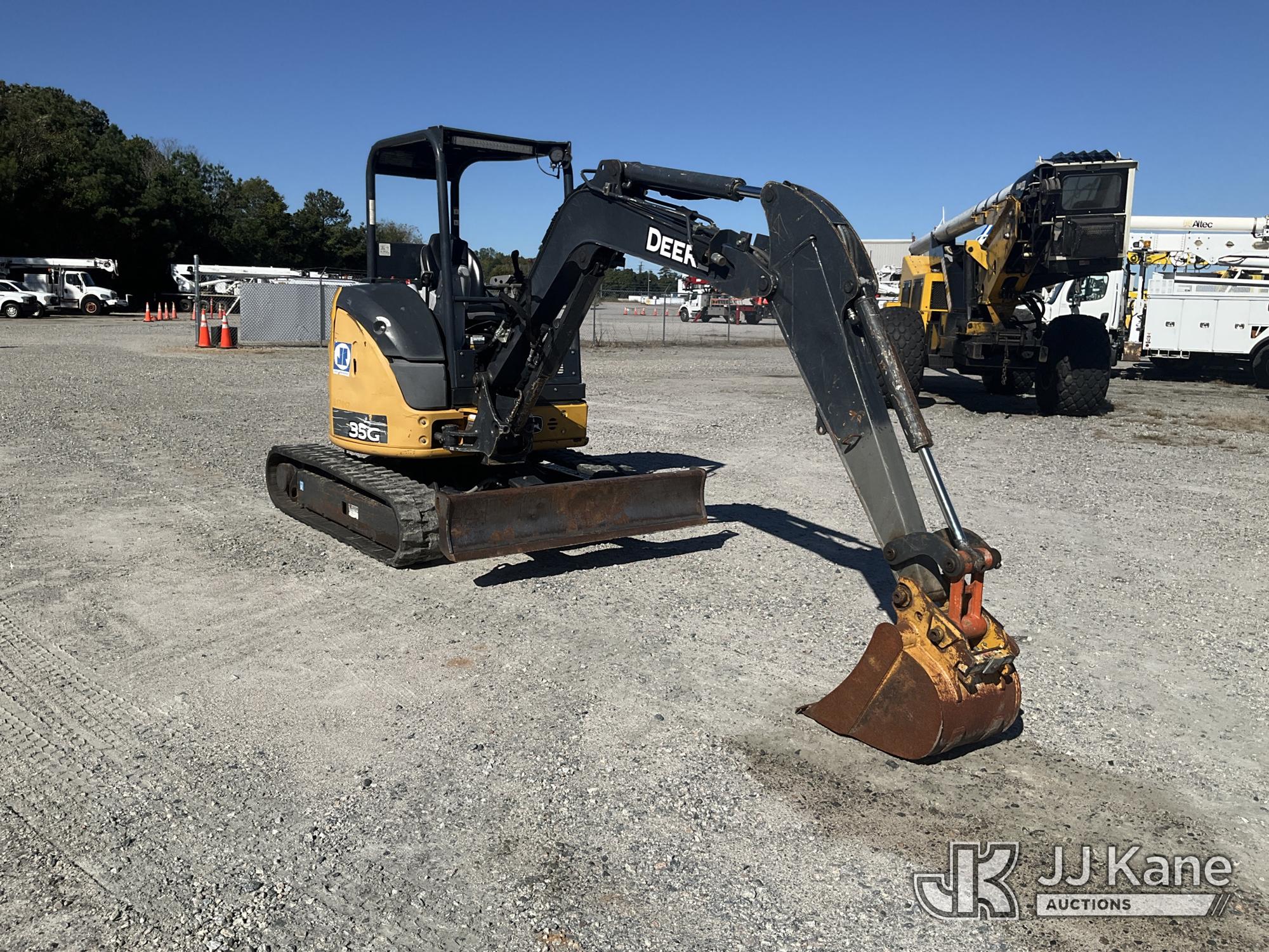 2018 John Deere 35G