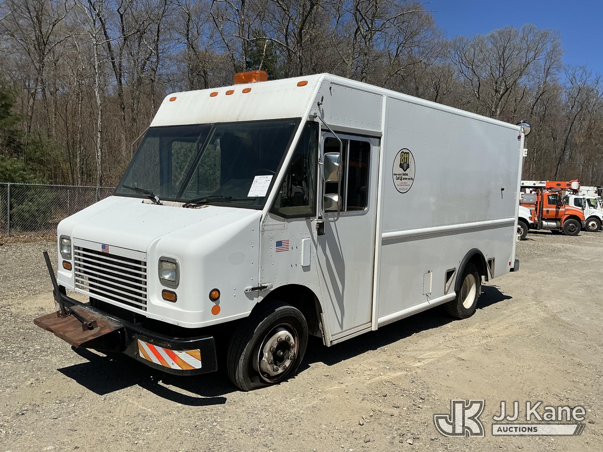 Photo of a 2009 Freightliner MT45