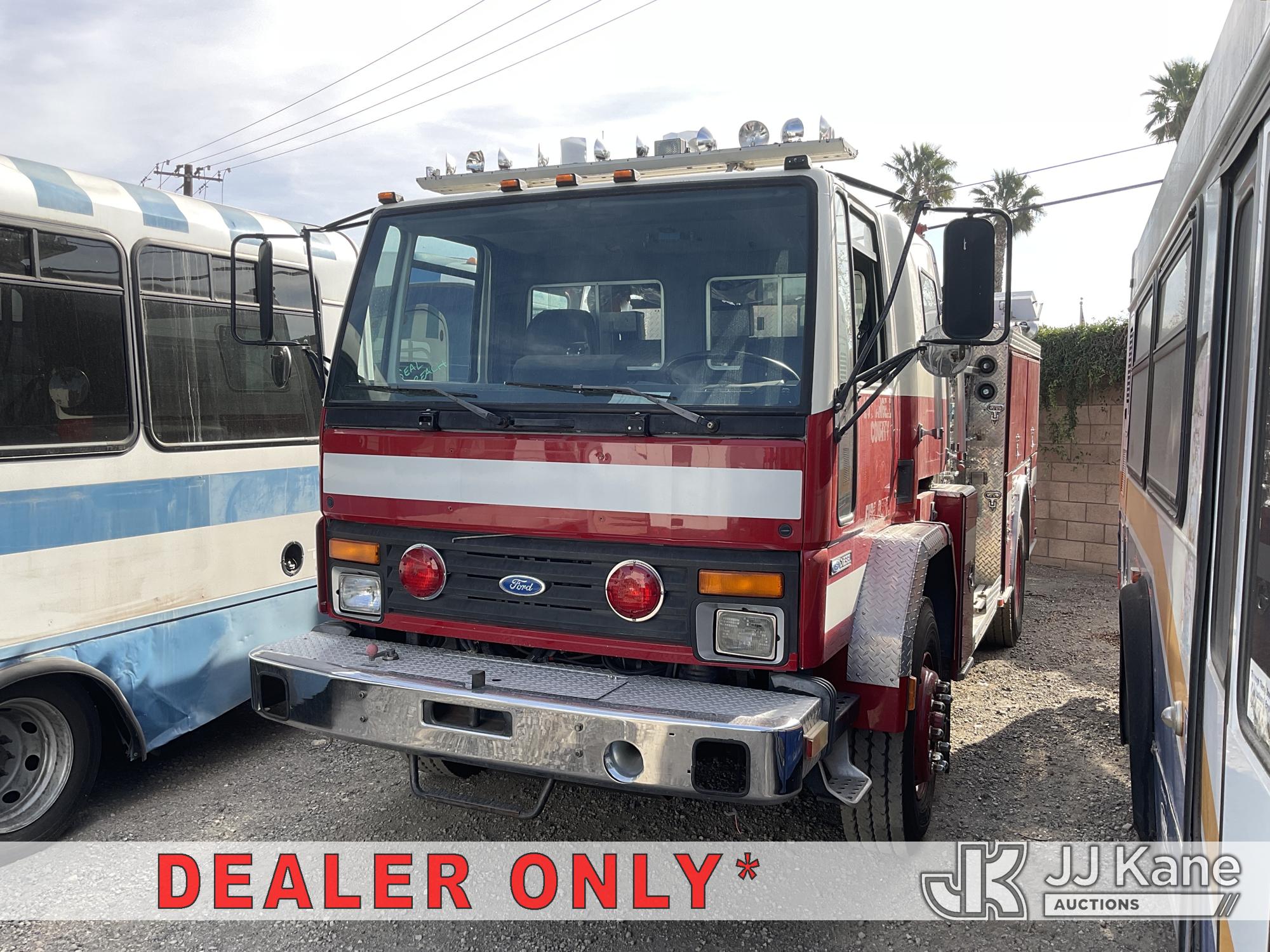 Photo of a 1992 Ford CF8000