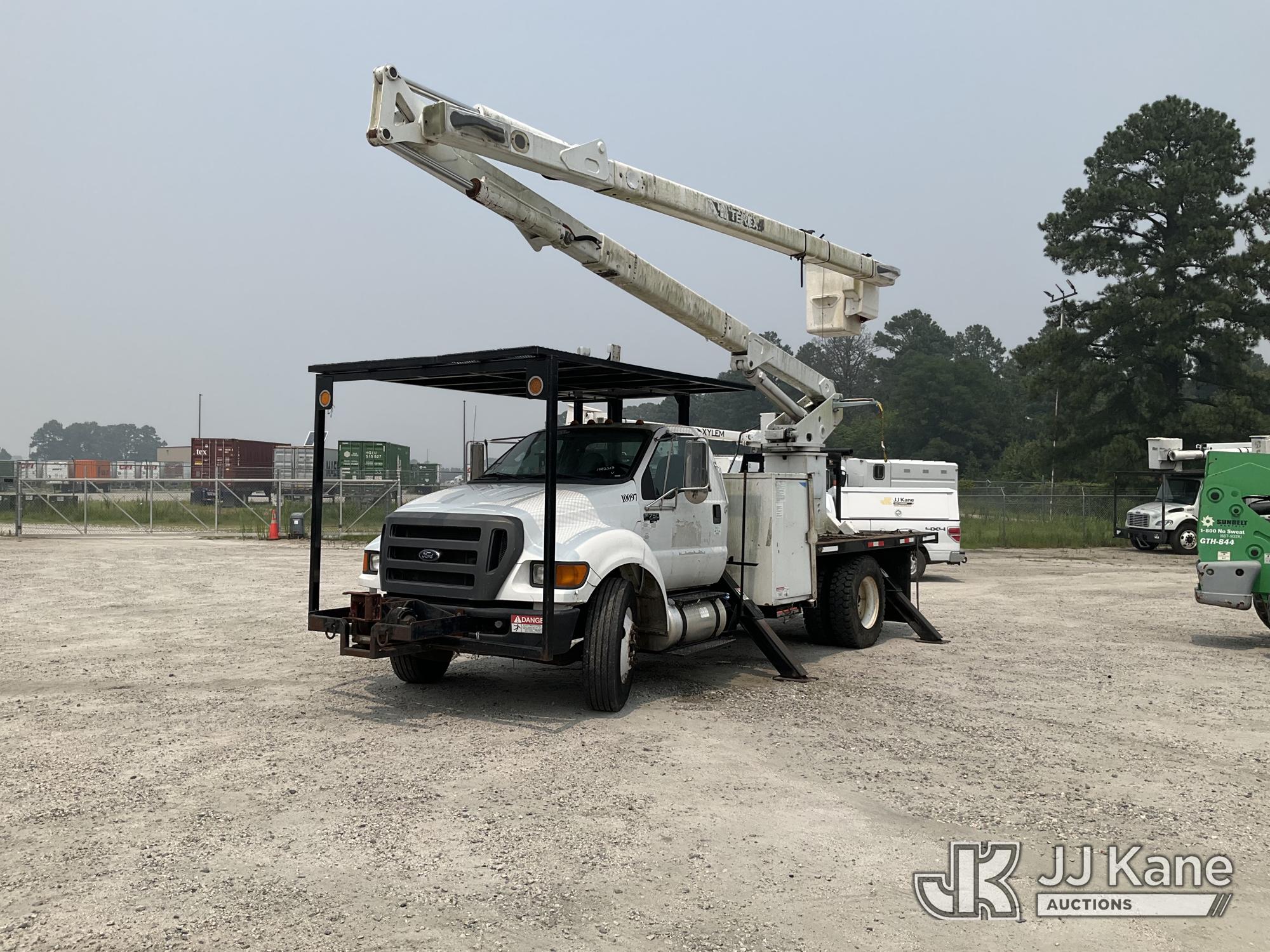 Photo of a 2015 Ford F750