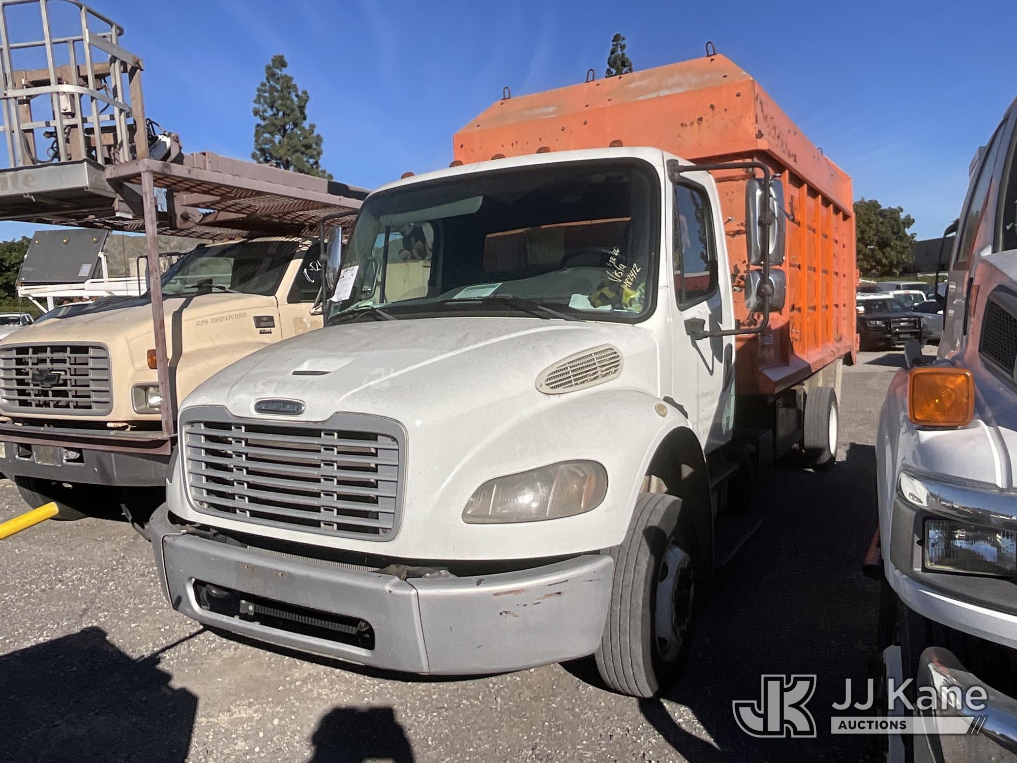 Photo of a 2014 Freightliner M2 106
