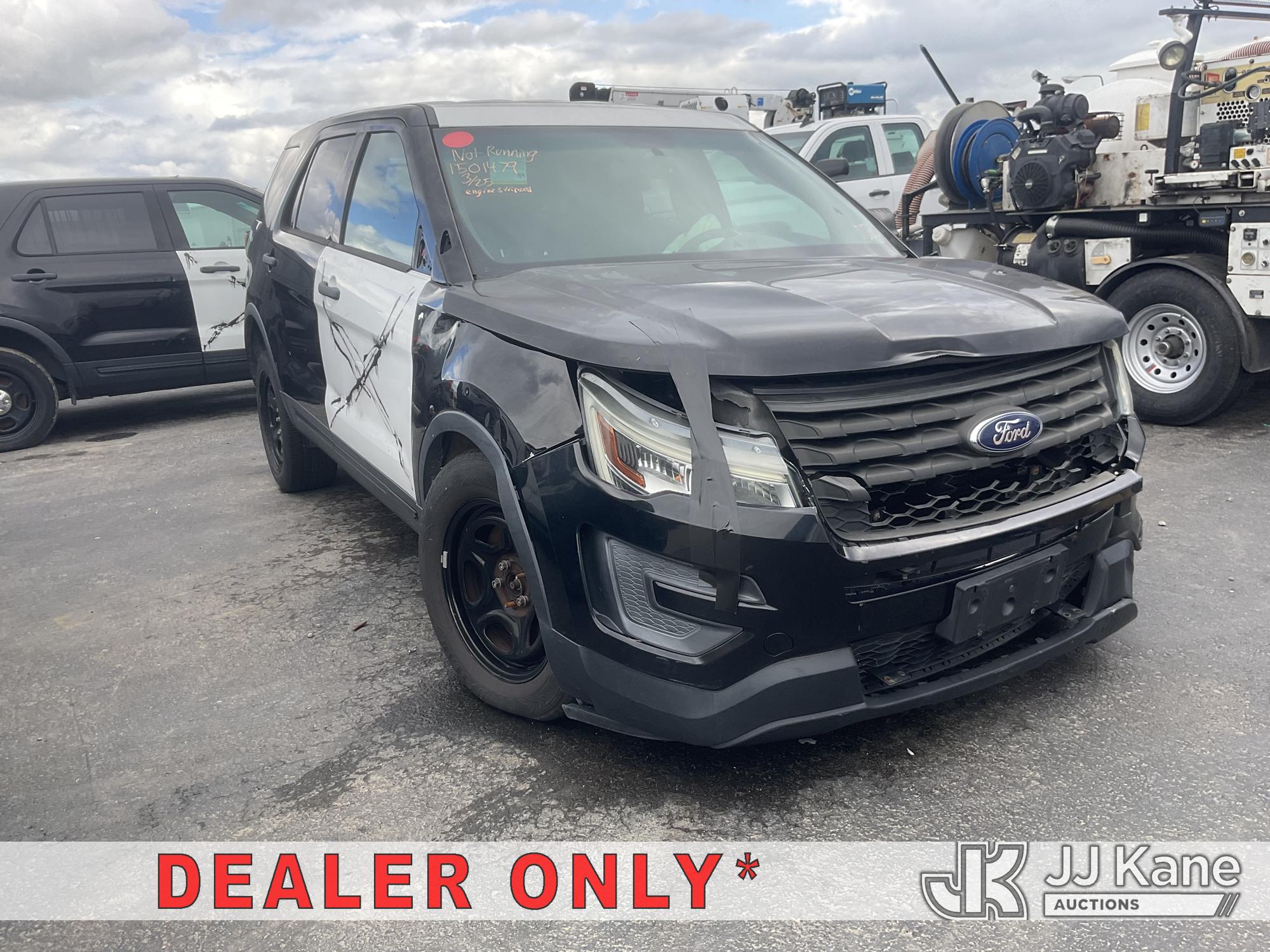 2016 Ford Explorer 4x4 4-Door Sport Utility Vehicle (1501479)
