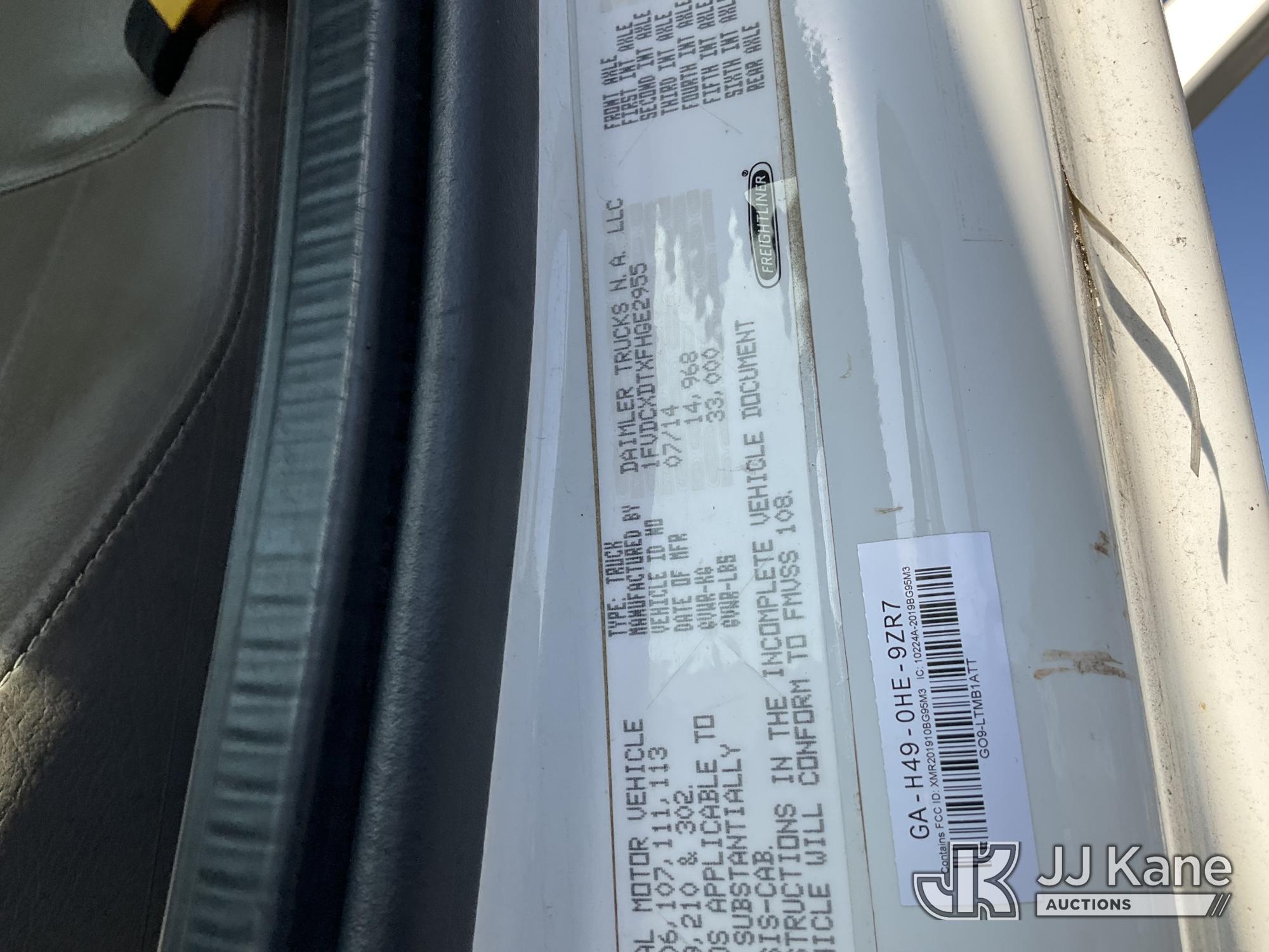 2015 Freightliner M2 106