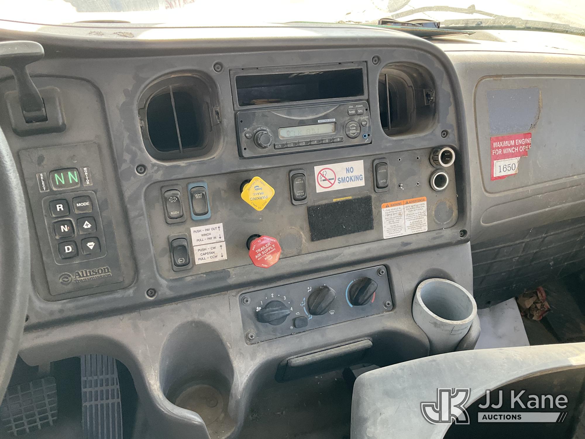 2015 Freightliner M2 106