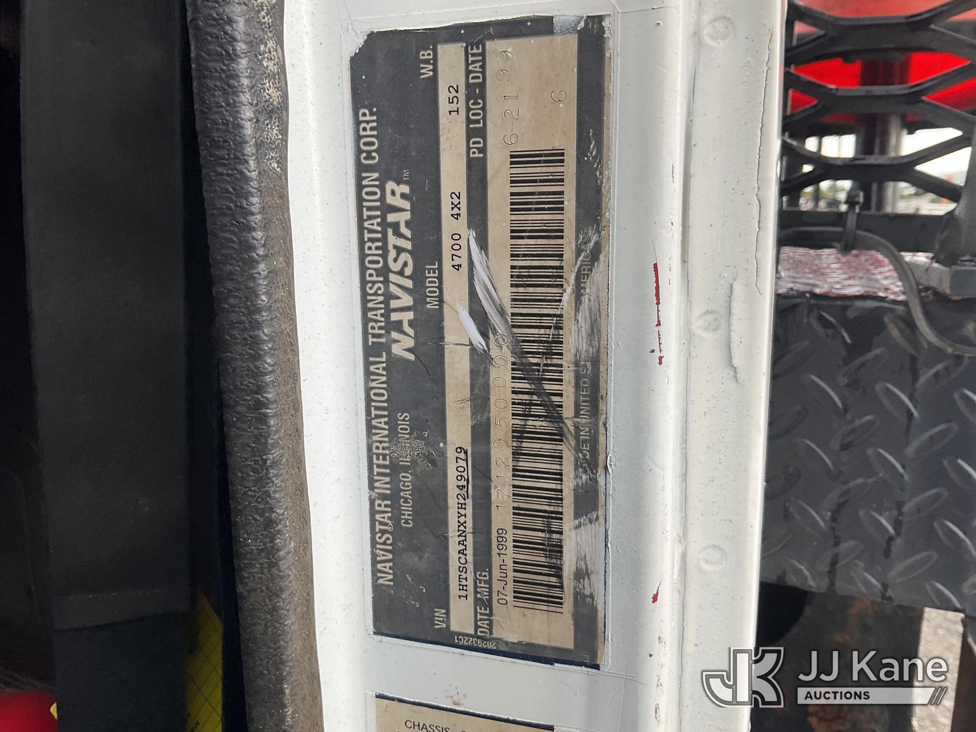 2000 International 4700