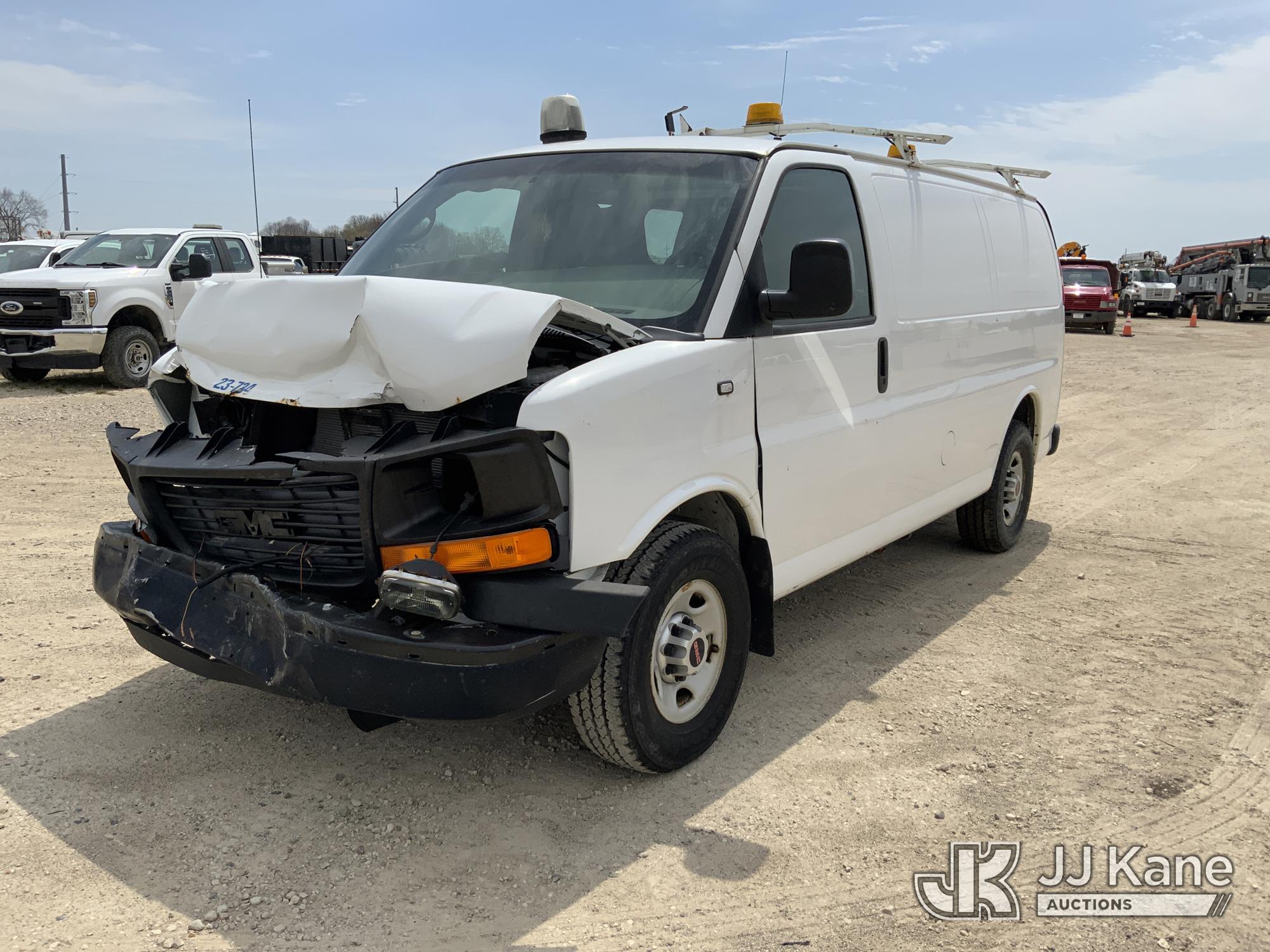 Photo of a 2014 GMC Savana G3500