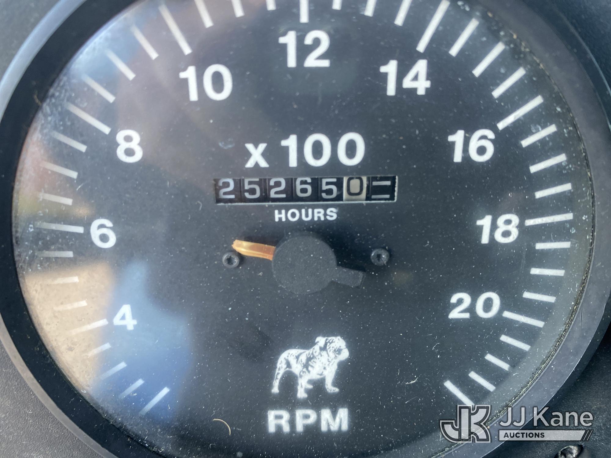 1998 Mack CH613