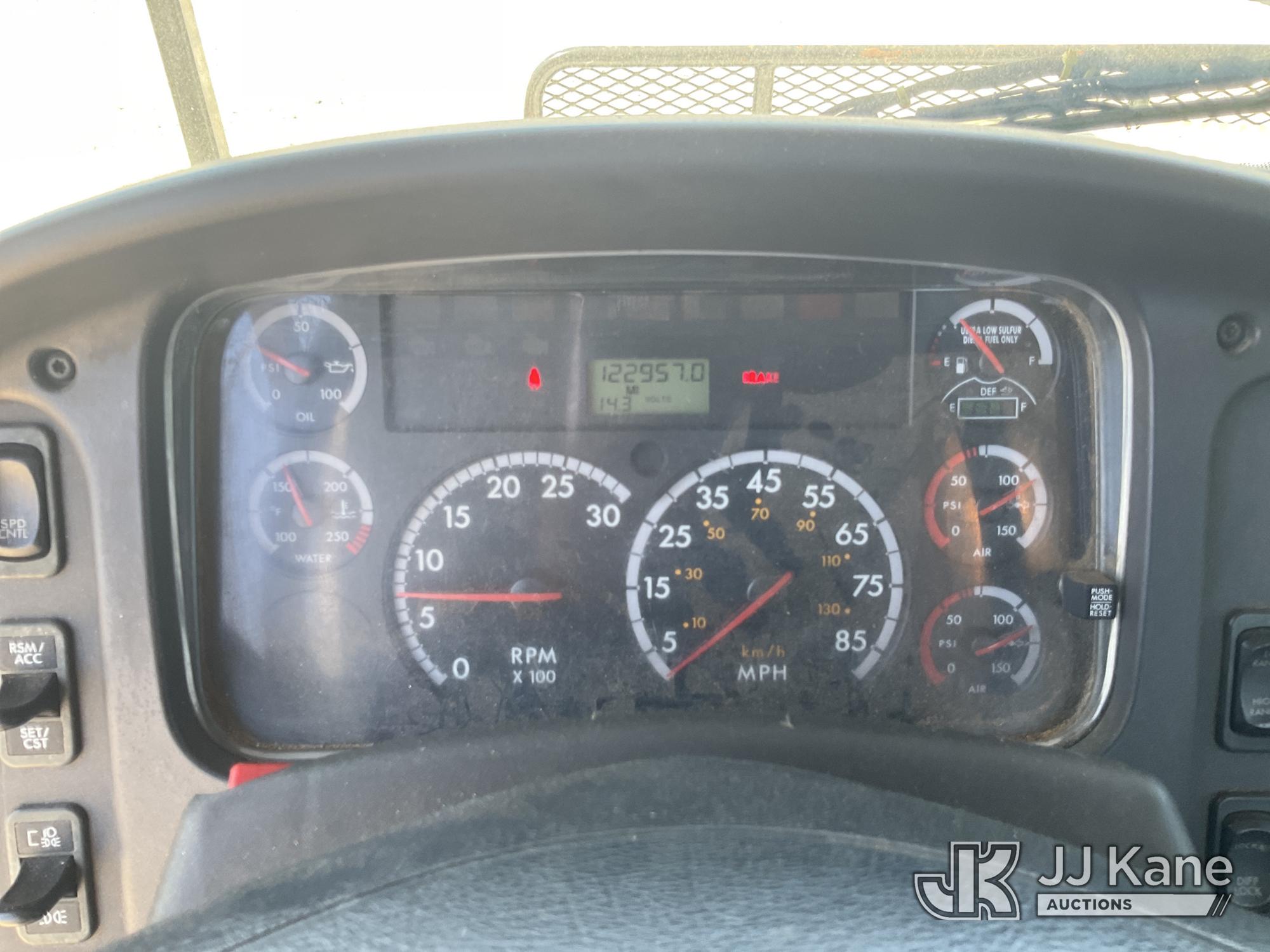 2013 Freightliner M2 106 4X4
