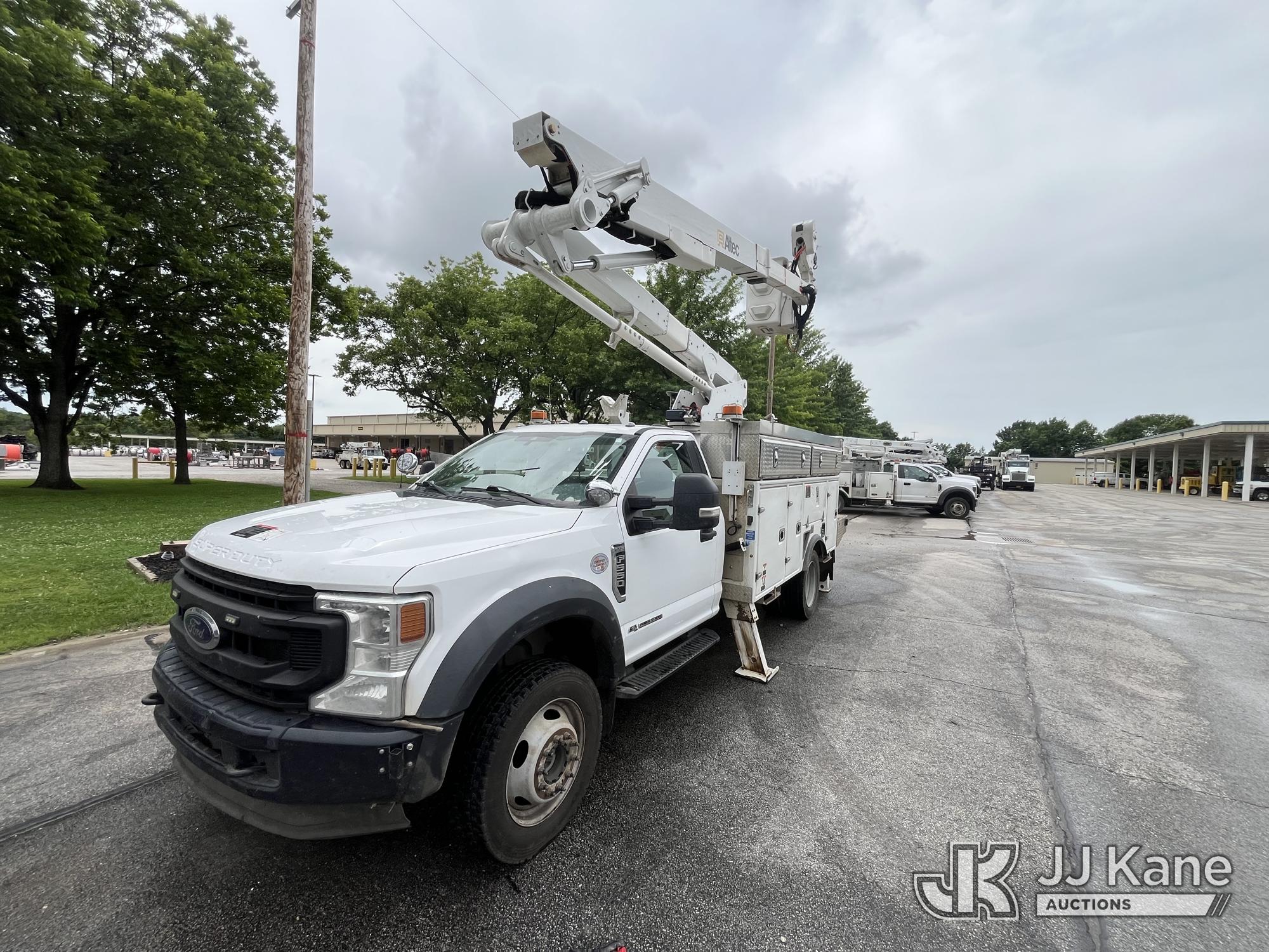 Altec AT48M Articulating & Telescopic Material Handling Bucket Truck On ...