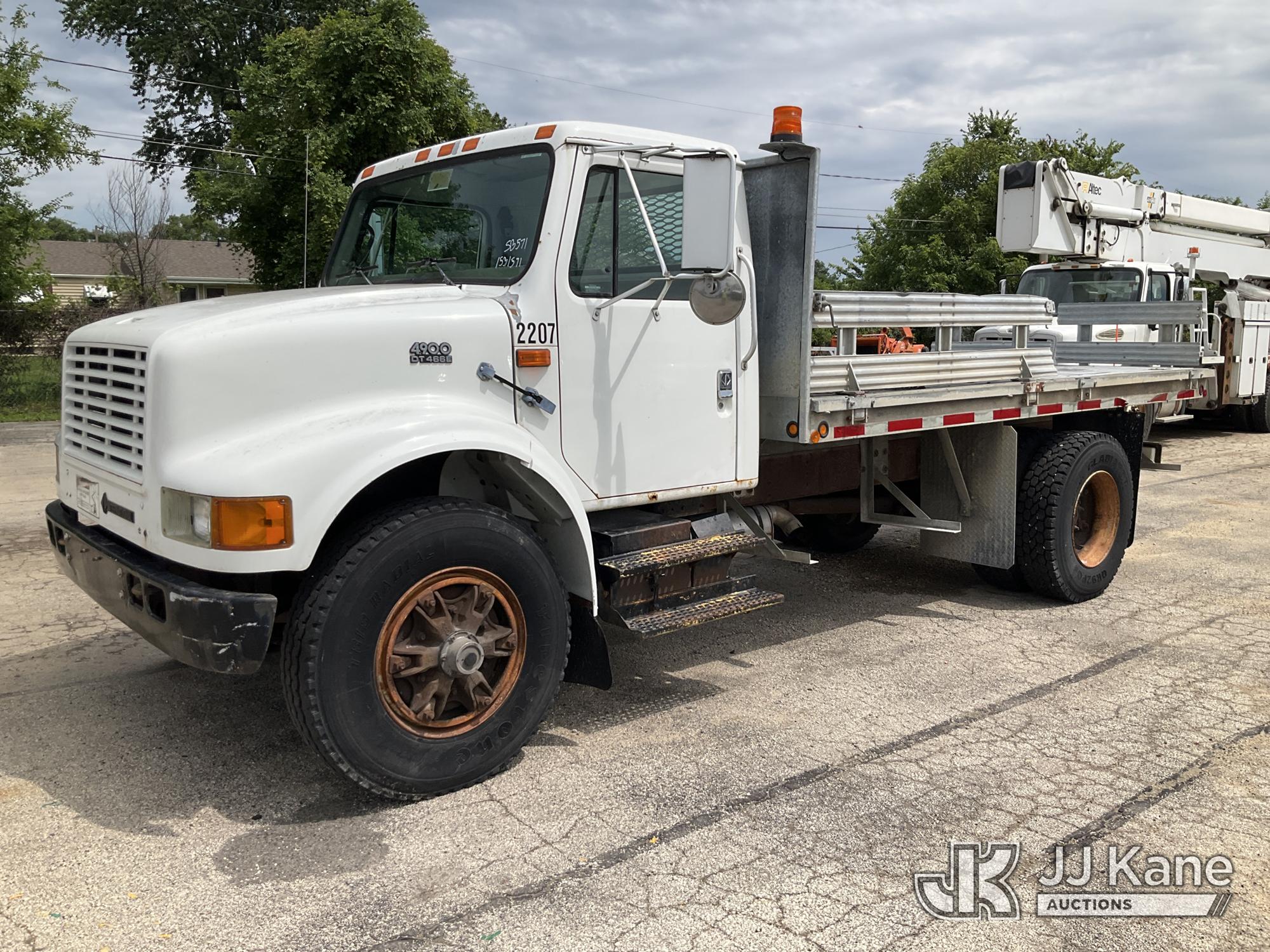 Photo of a 1999 International 4700