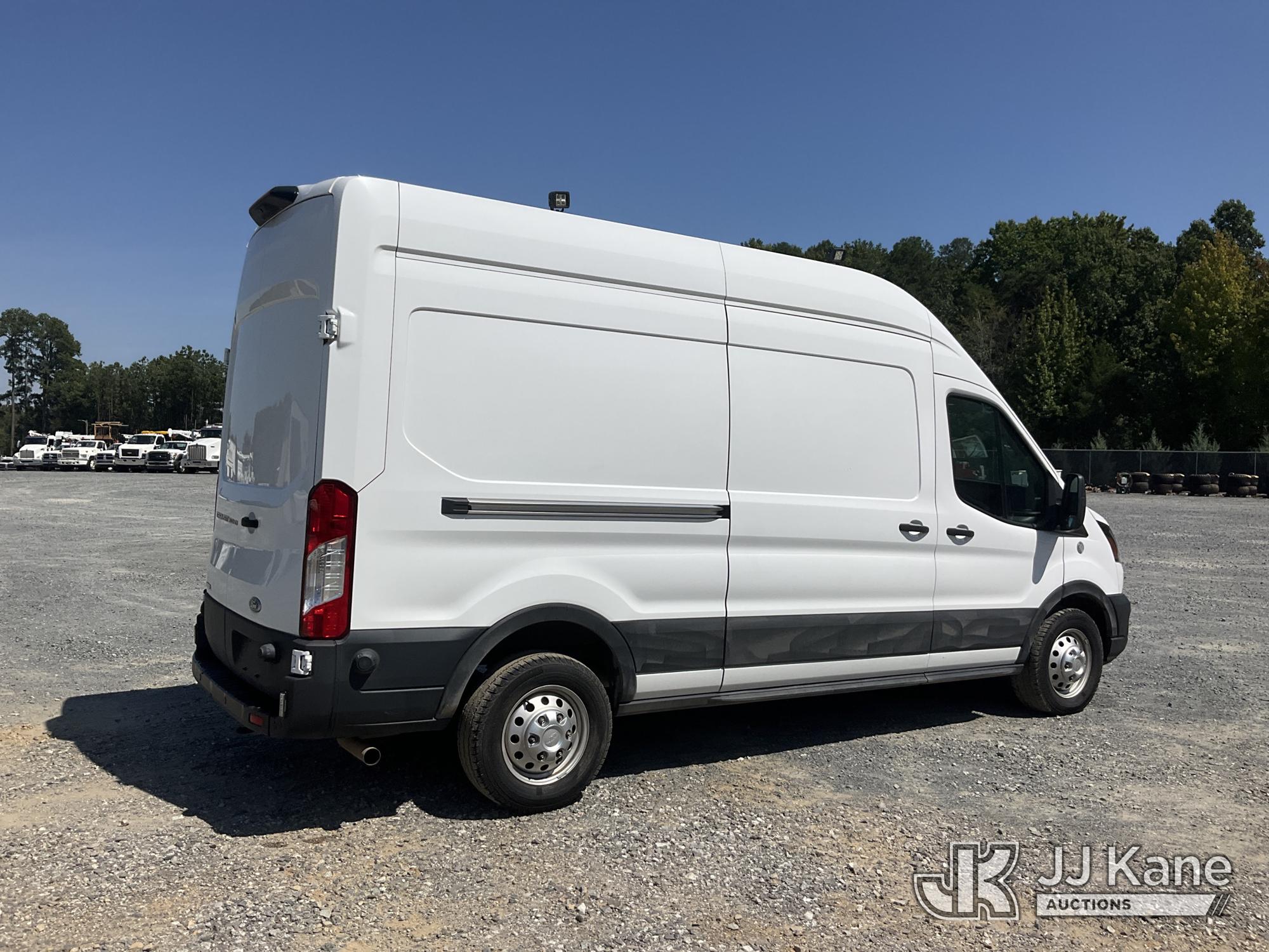 2023 Ford Transit-350