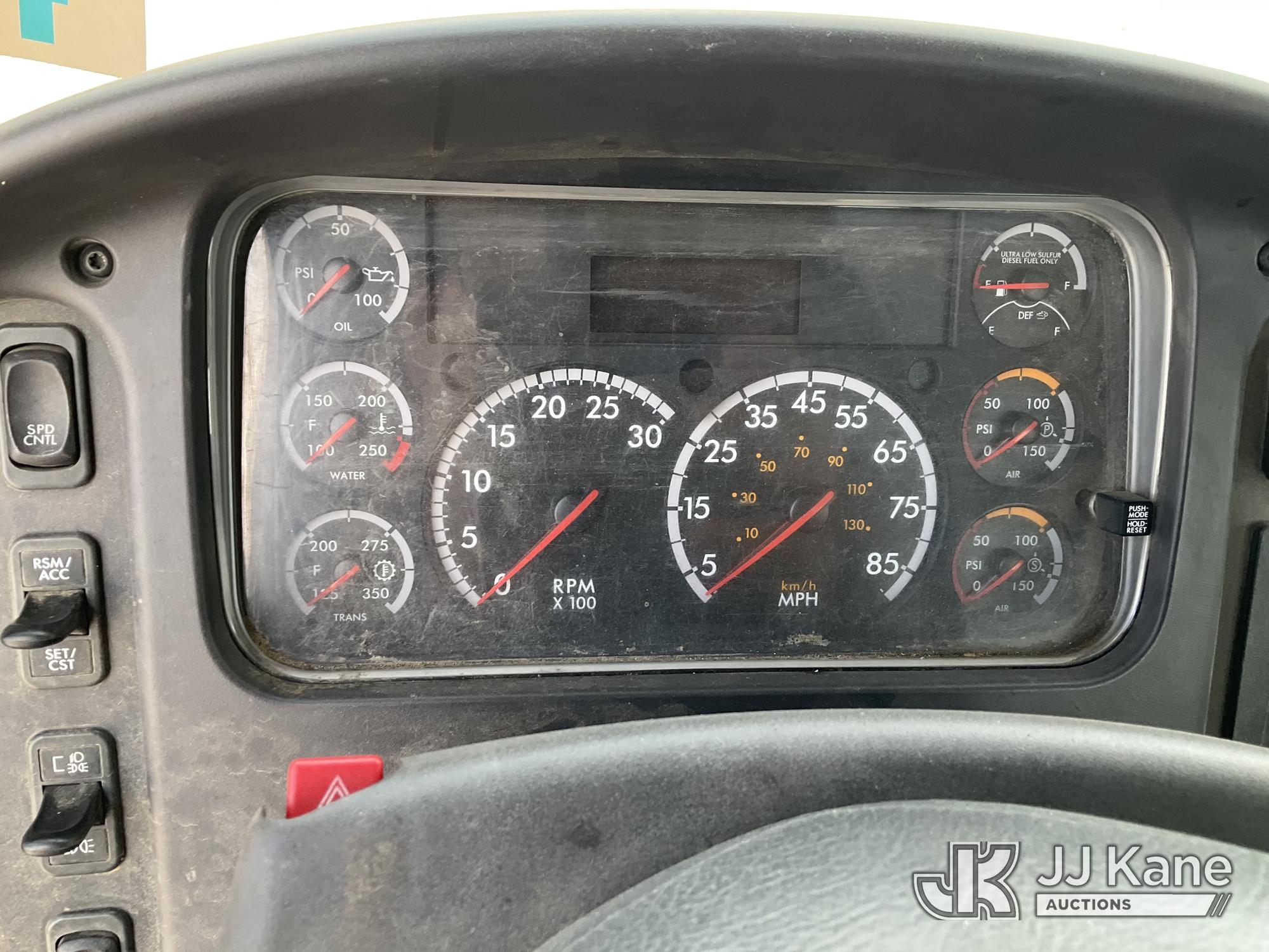 2017 Freightliner M2 106