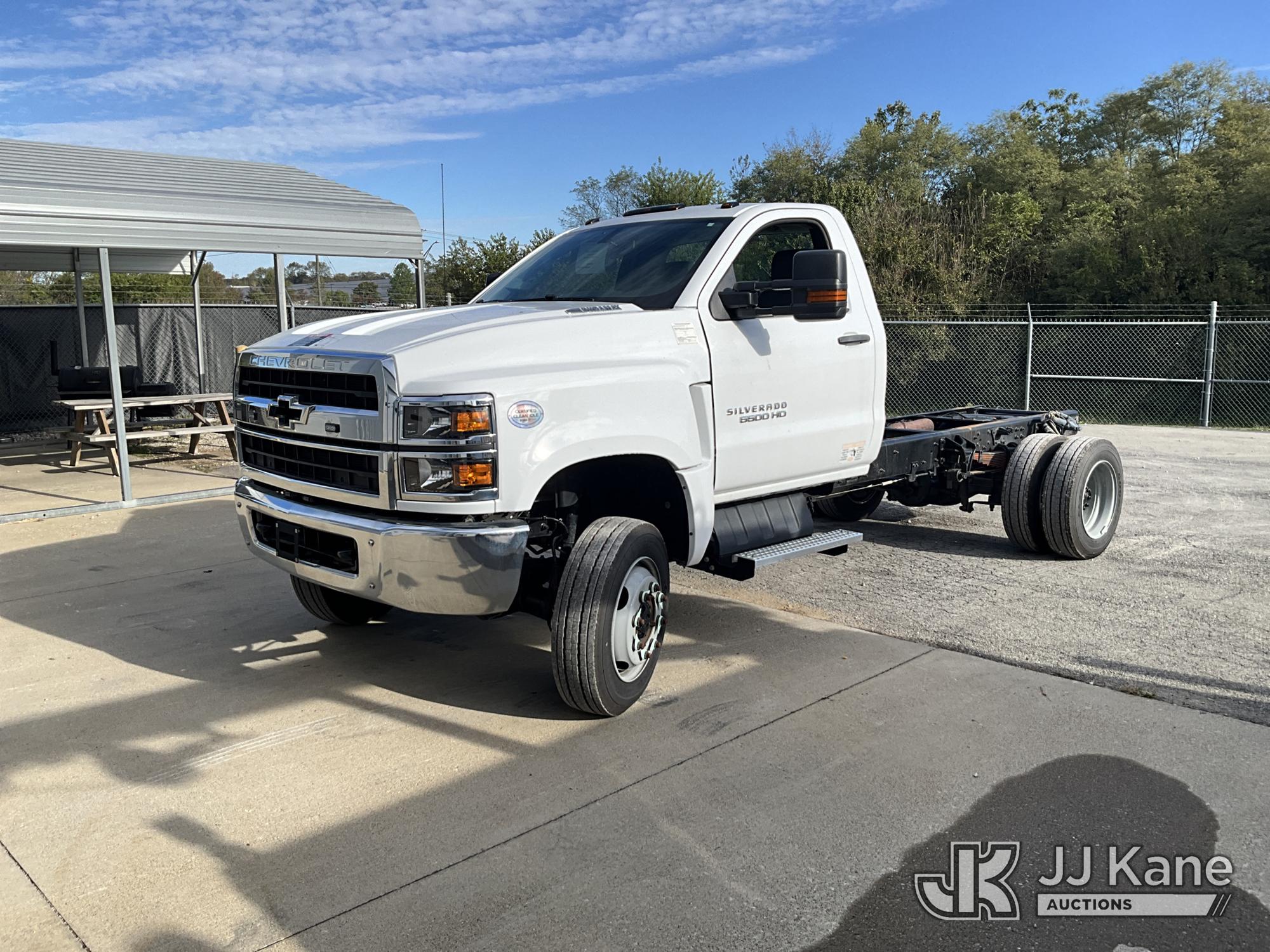 Photo of 2024 Chevrolet Silverado Medium Duty