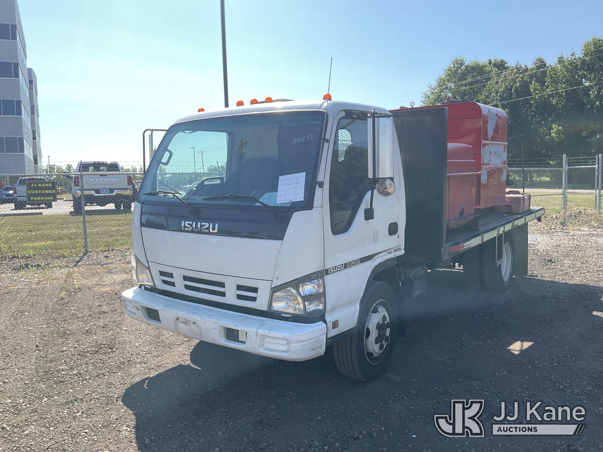 Photo of a 2007 Isuzu NQR/NRR