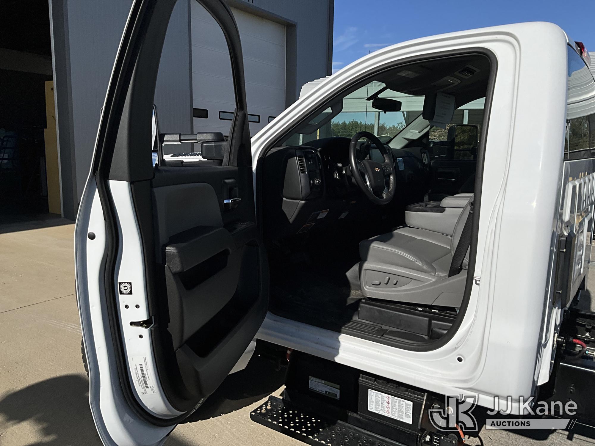 2024 Chevrolet SILVERADO MEDIUM DUTY