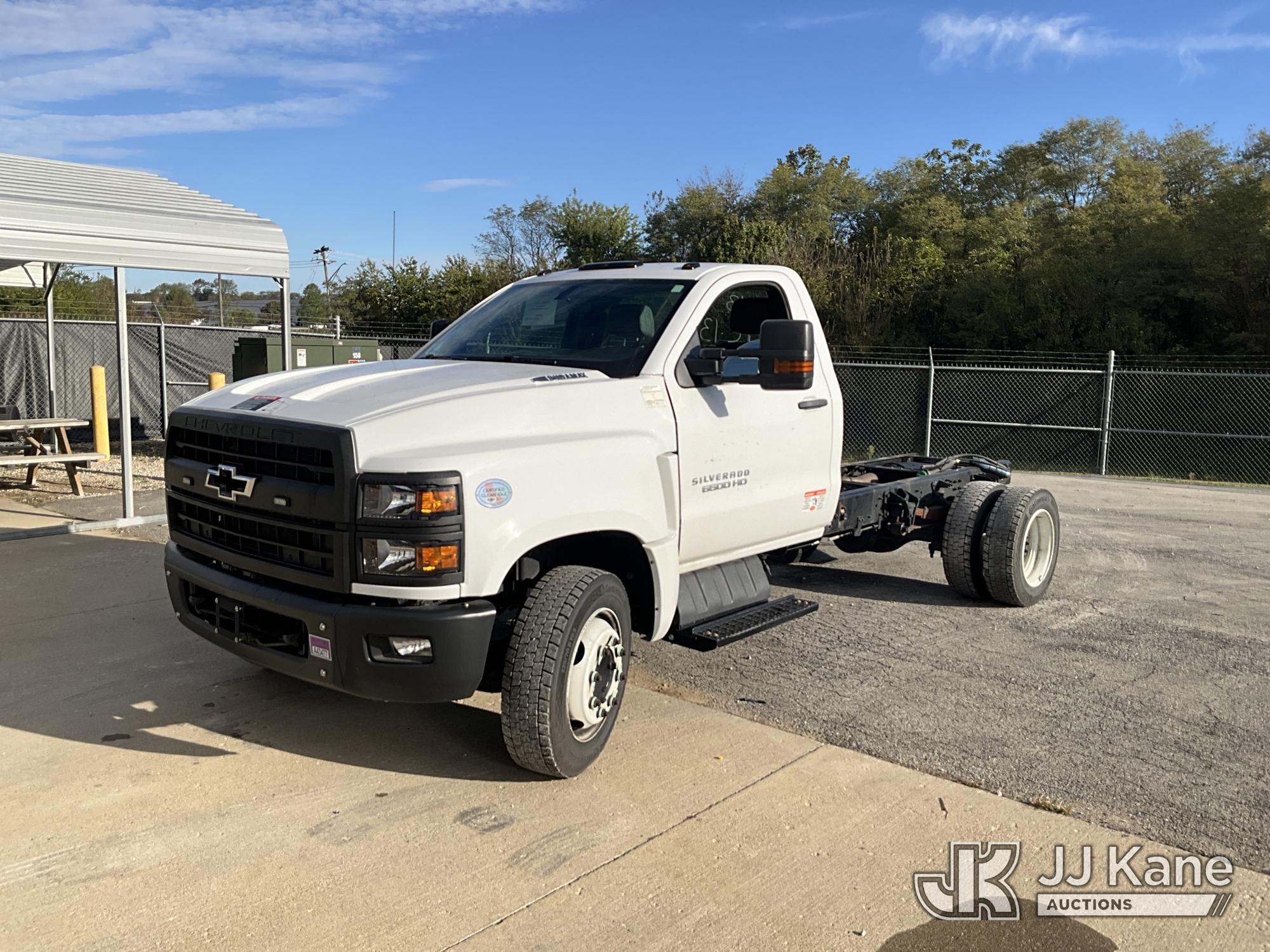 Photo of 2024 Chevrolet Silverado Medium Duty