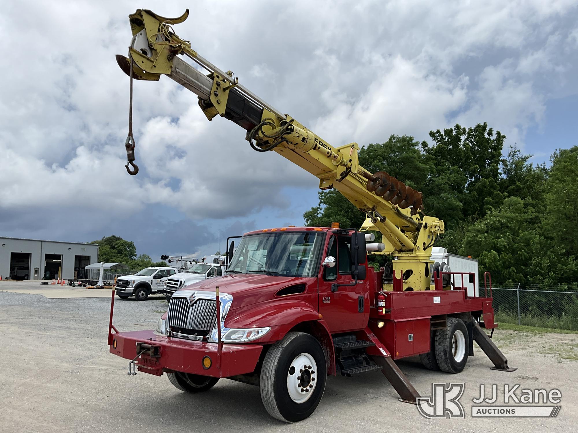Photo of a 2007 International 4300