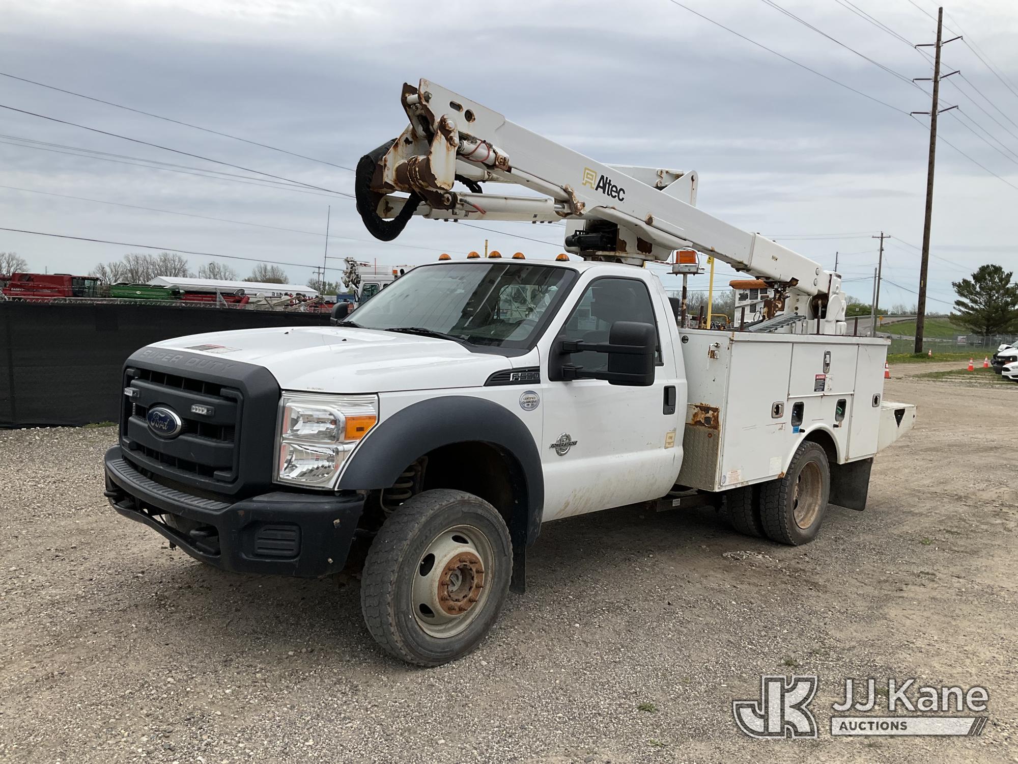 Altec AT40G, Articulating & Telescopic Bucket Truck mounted behind cab on 2015 Ford F-550 Regular Cab DRW 4WD Service Truck