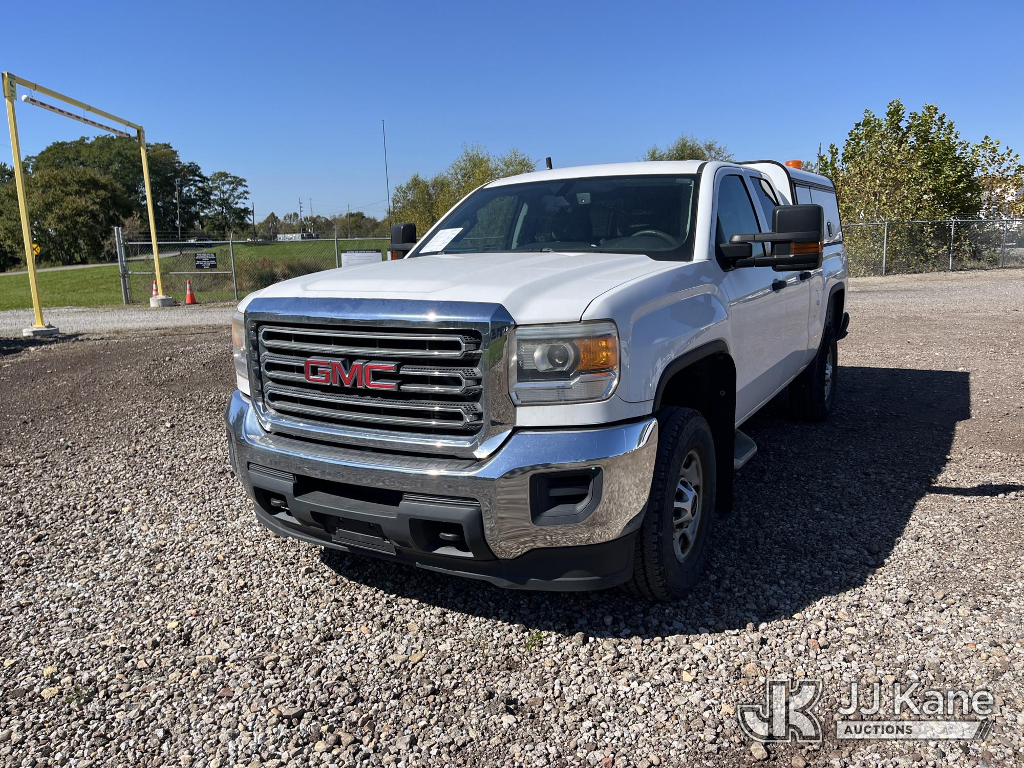 Photo of 2015 GMC Sierra 2500HD