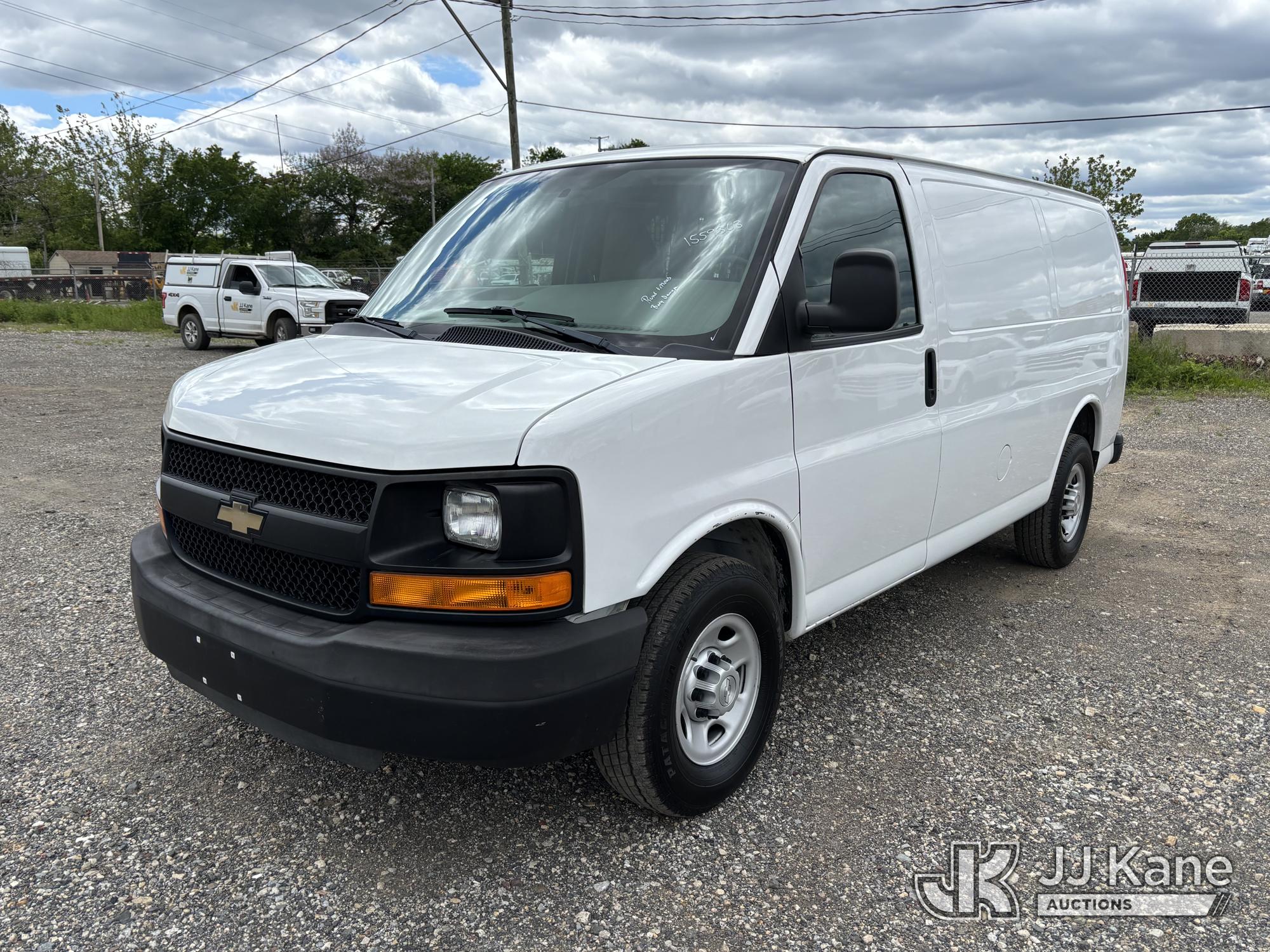 Photo of a 2016 Chevrolet Express G3500