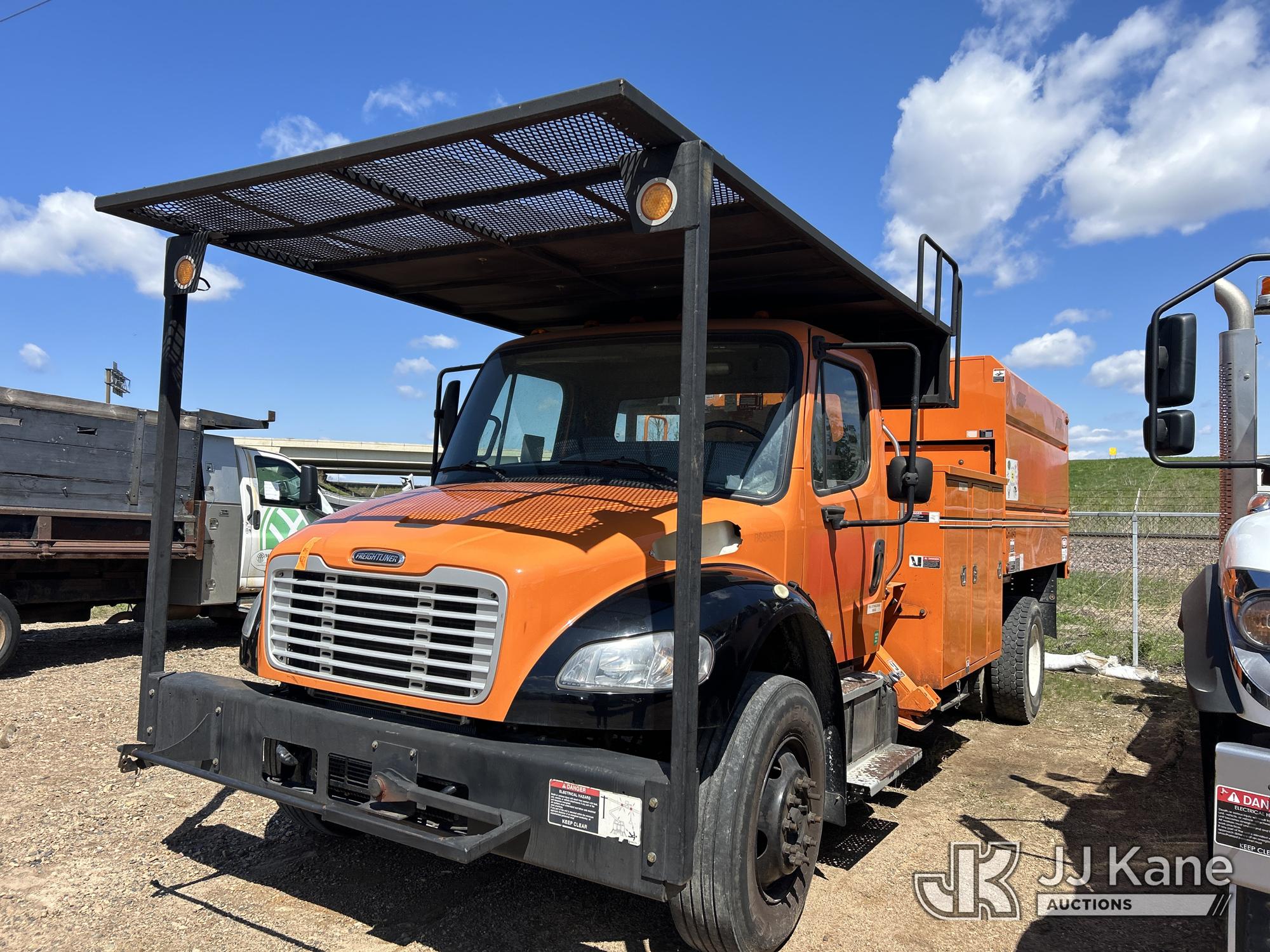 Photo of a 2016 Freightliner M2 106