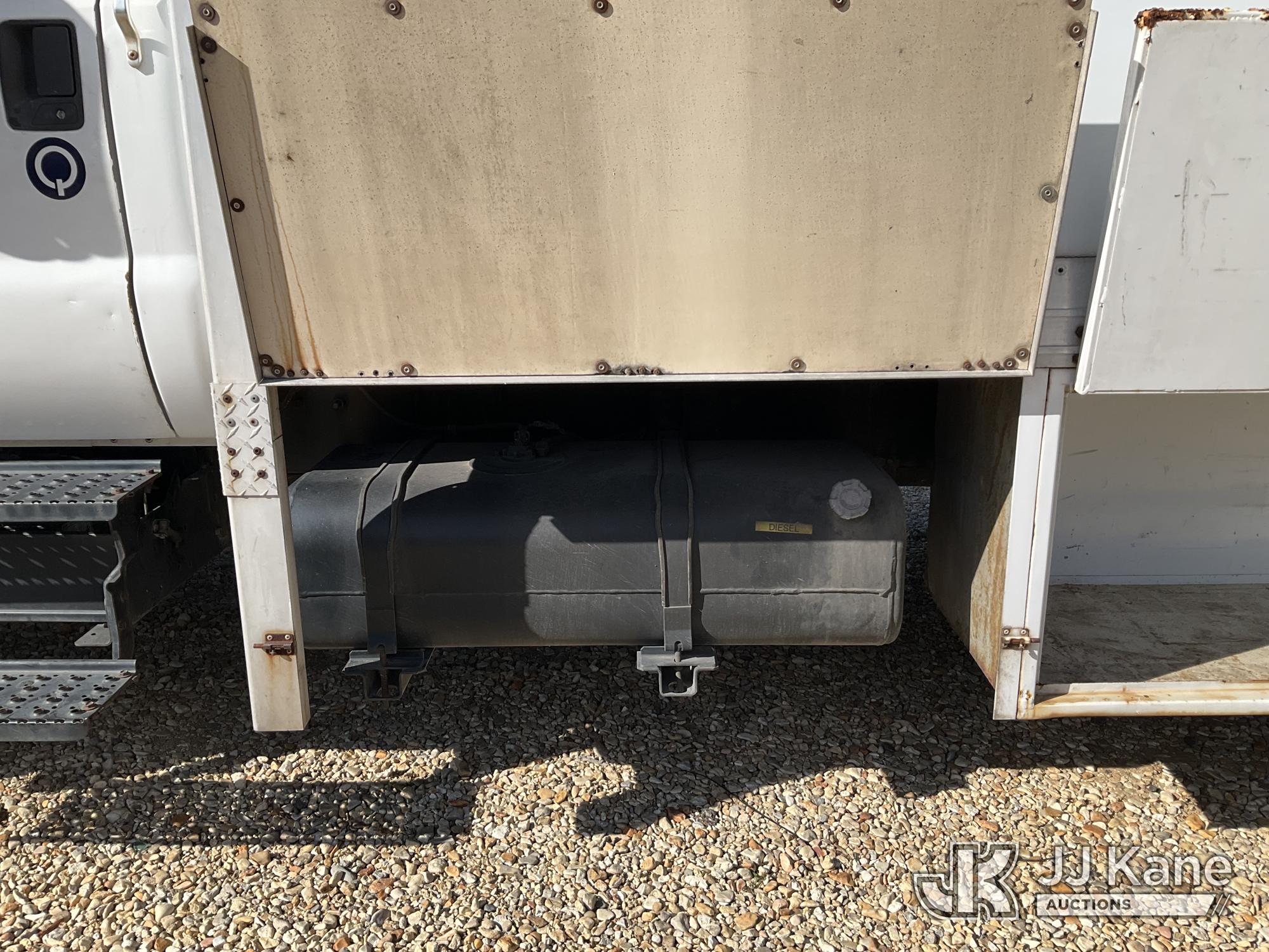 2004 Ford F650