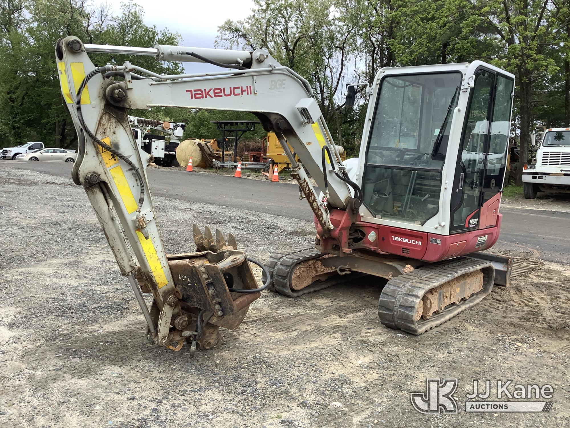 Photo of a 2016 Takeuchi TB240