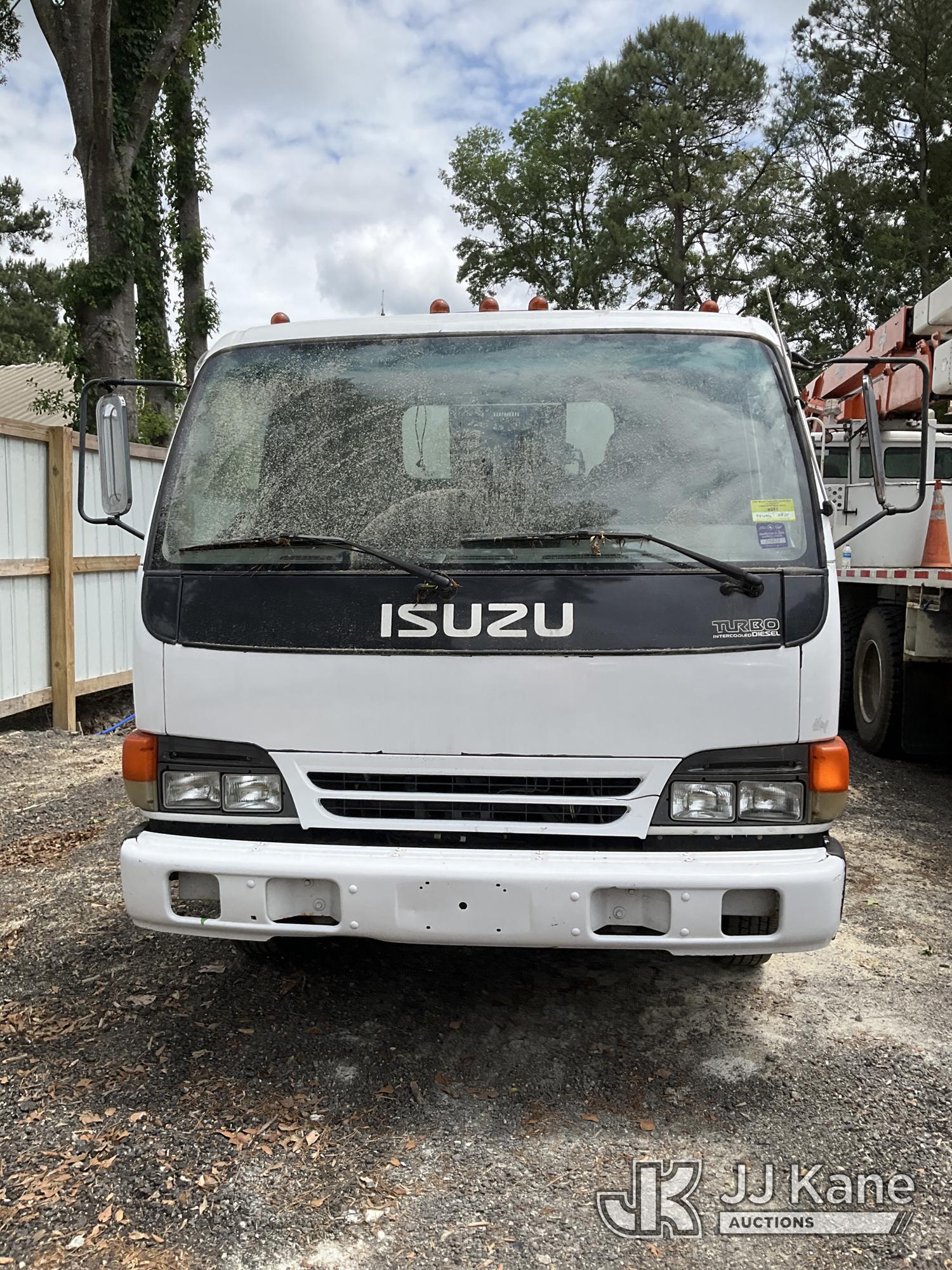 Photo of a 2002 Isuzu NPR