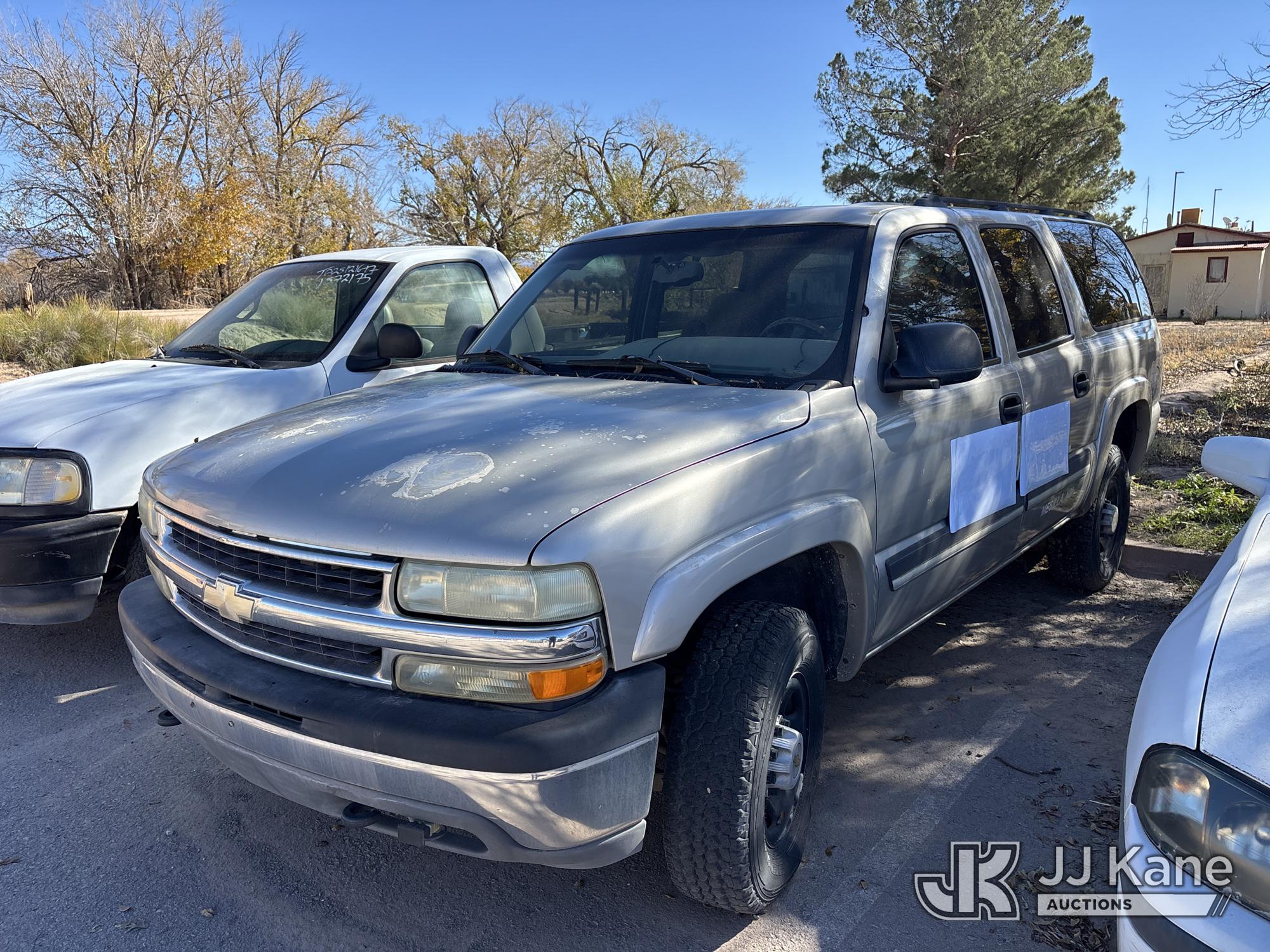 Photo of a 2004 Chevrolet Suburban