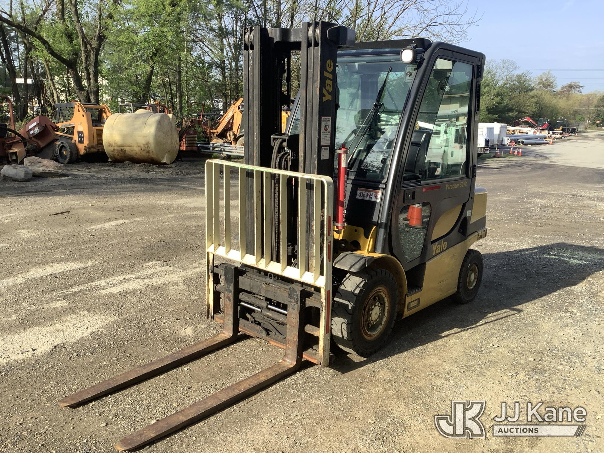 Photo of a 2016 Yale GP050VX