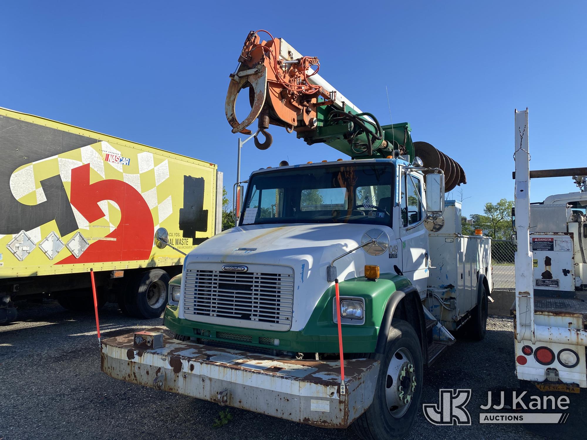 Photo of a 2004 Freightliner FL80