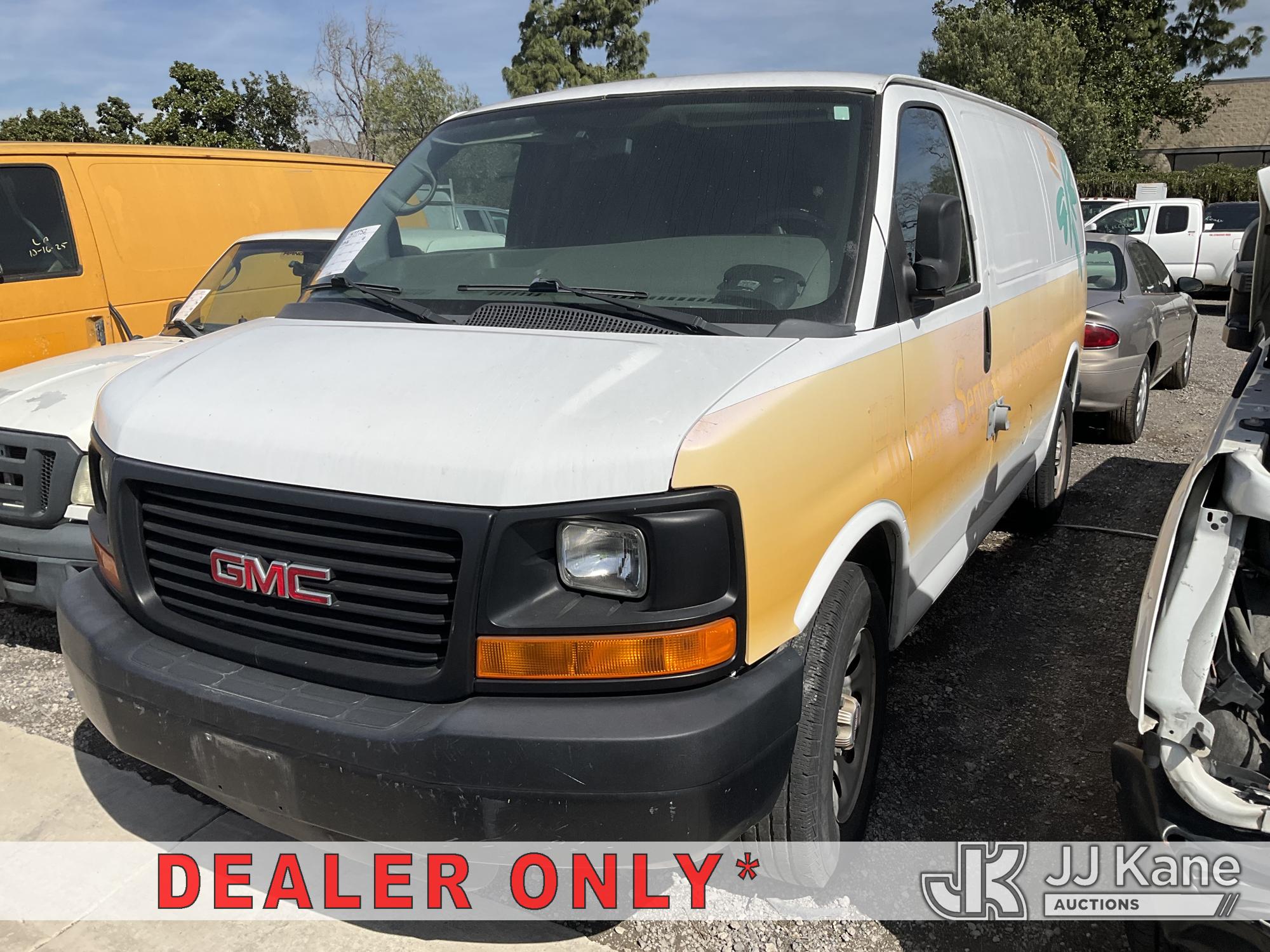 Photo of a 2010 GMC Savana