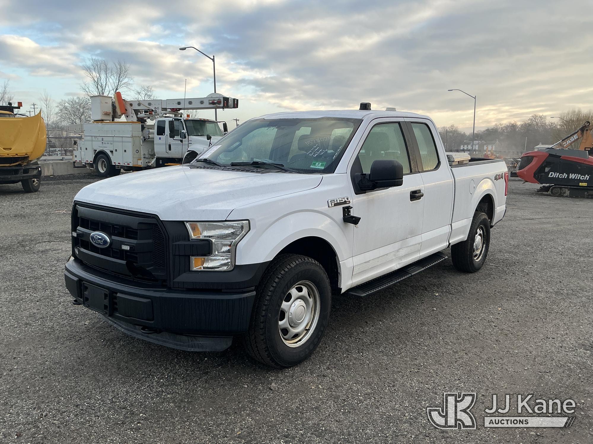 Photo of a 2015 Ford F150 4x4
